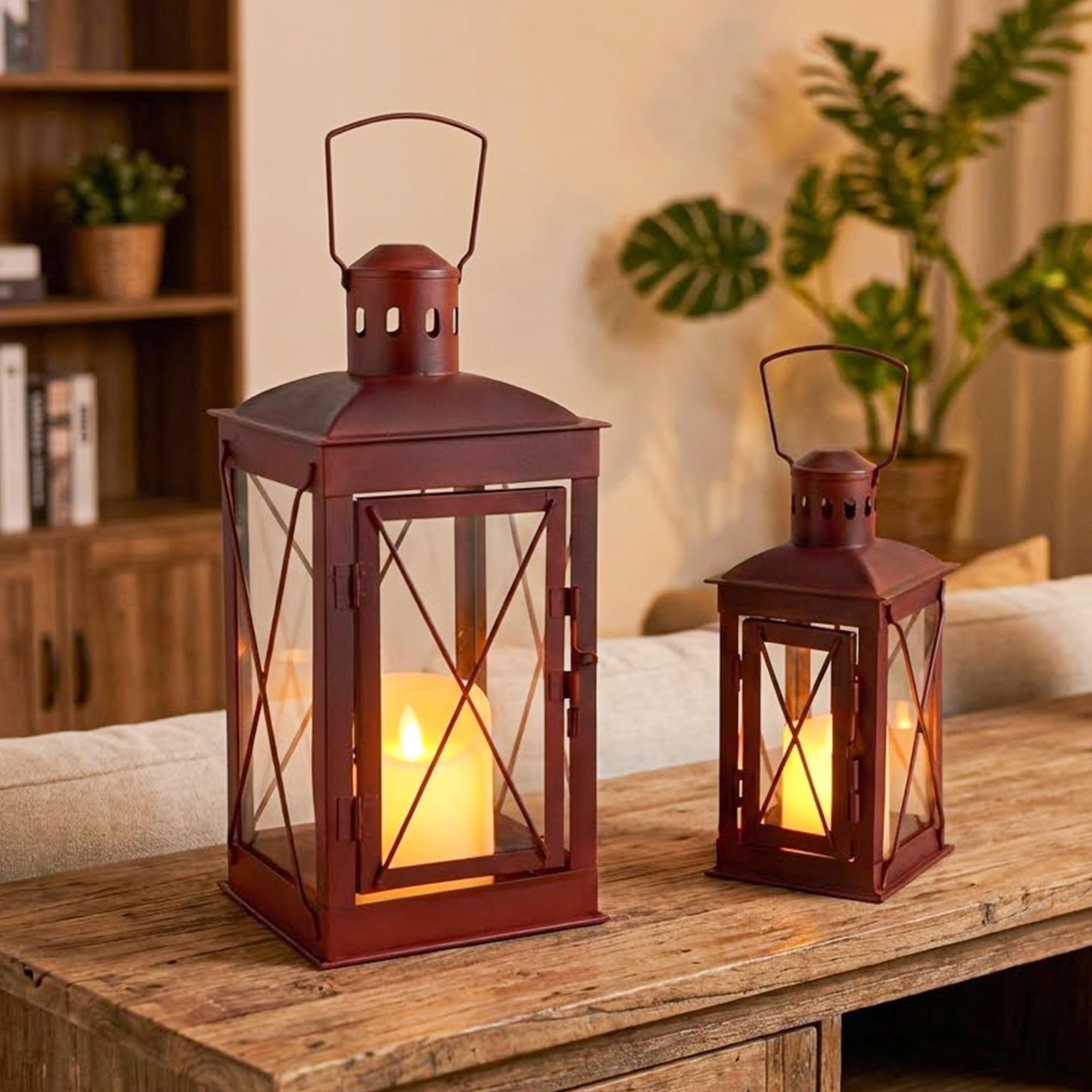 TRIROCKS Lot de 2 lanternes à bougie décoratives en métal de 35,6 cm de haut avec verre trempé, parfaites pour la décoration de la maison, patio, salon, fête, événements, table, mariage (rouge antique