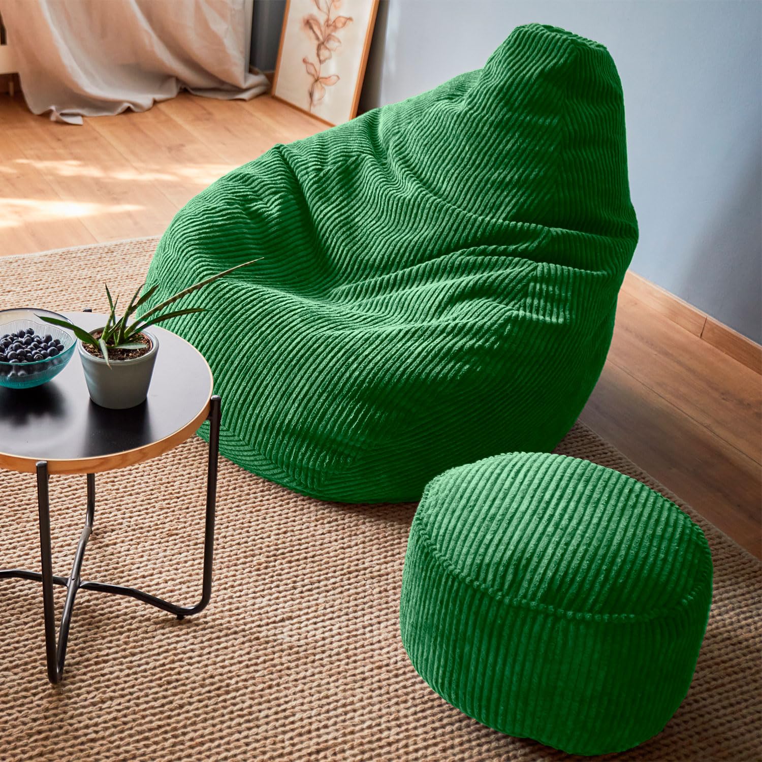Lumaland Puf compacto para juegos de 50 l: cómodo taburete, práctica mesa y elegante reposapiés para interiores | Ø 25 x 45 cm [verde oscuro]
