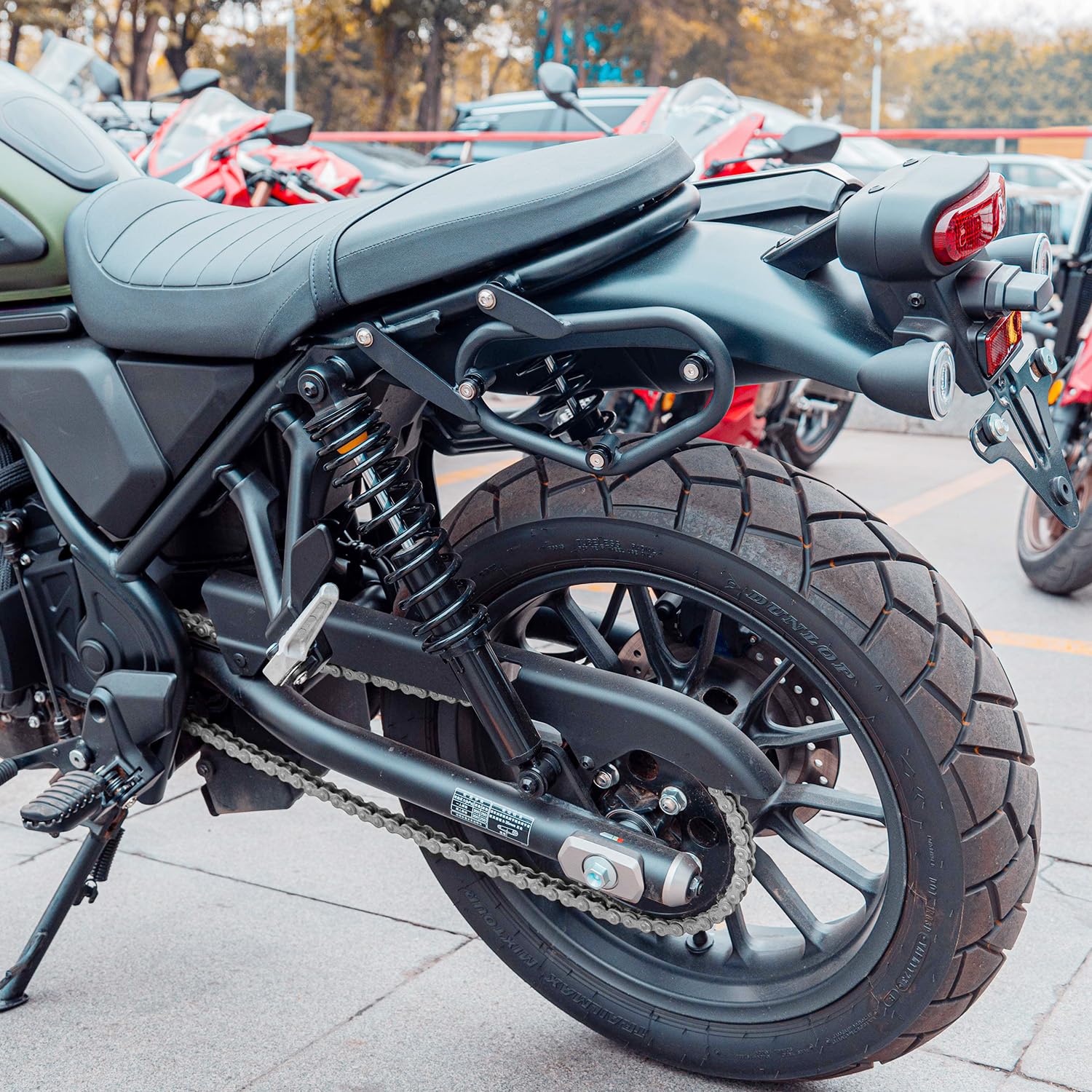 Supporto per borse da sella lato sinistro del motociclo 2023-2024 CL250 CL300 CL500