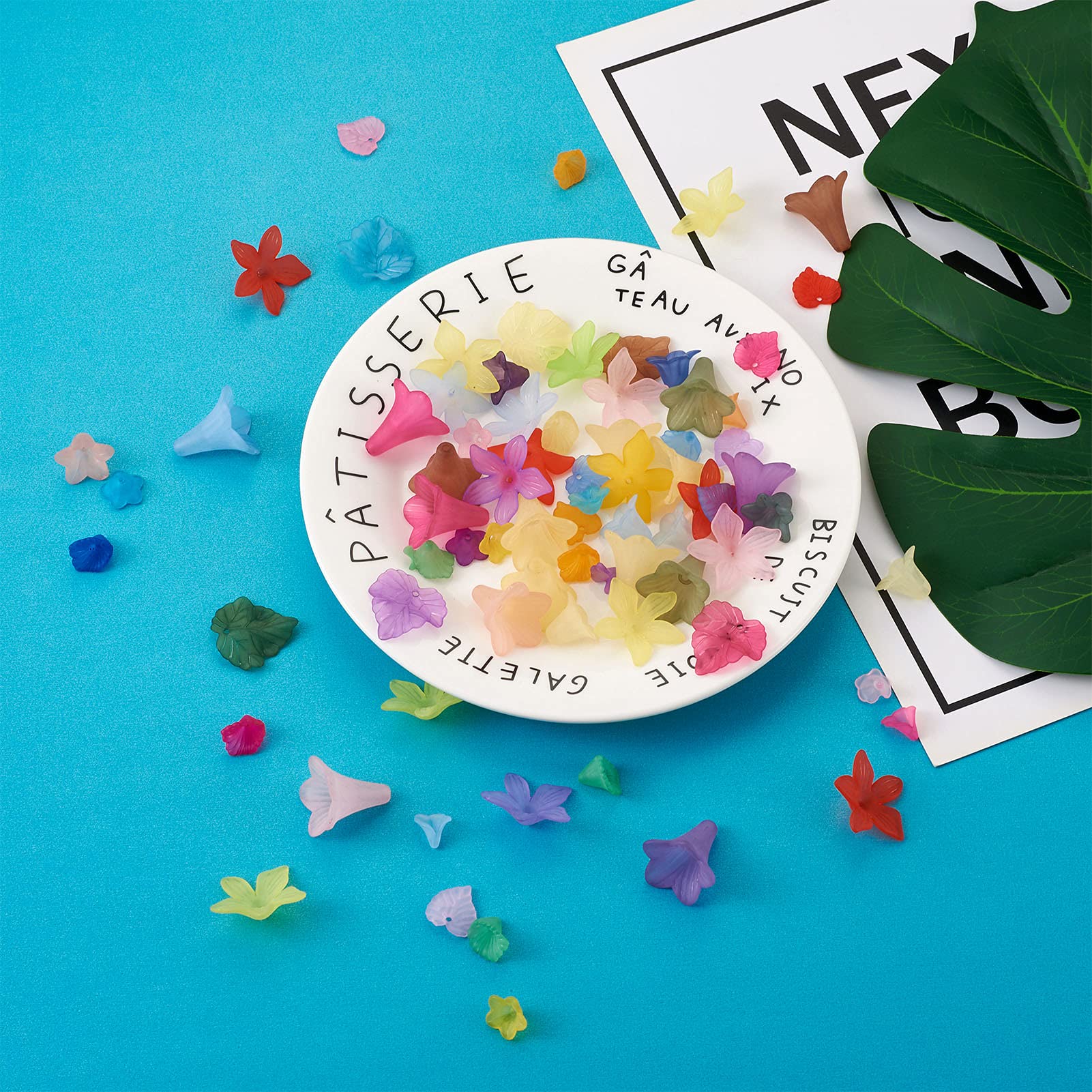 40 perline a forma di fiore, trasparenti, elettroplaccate, perline