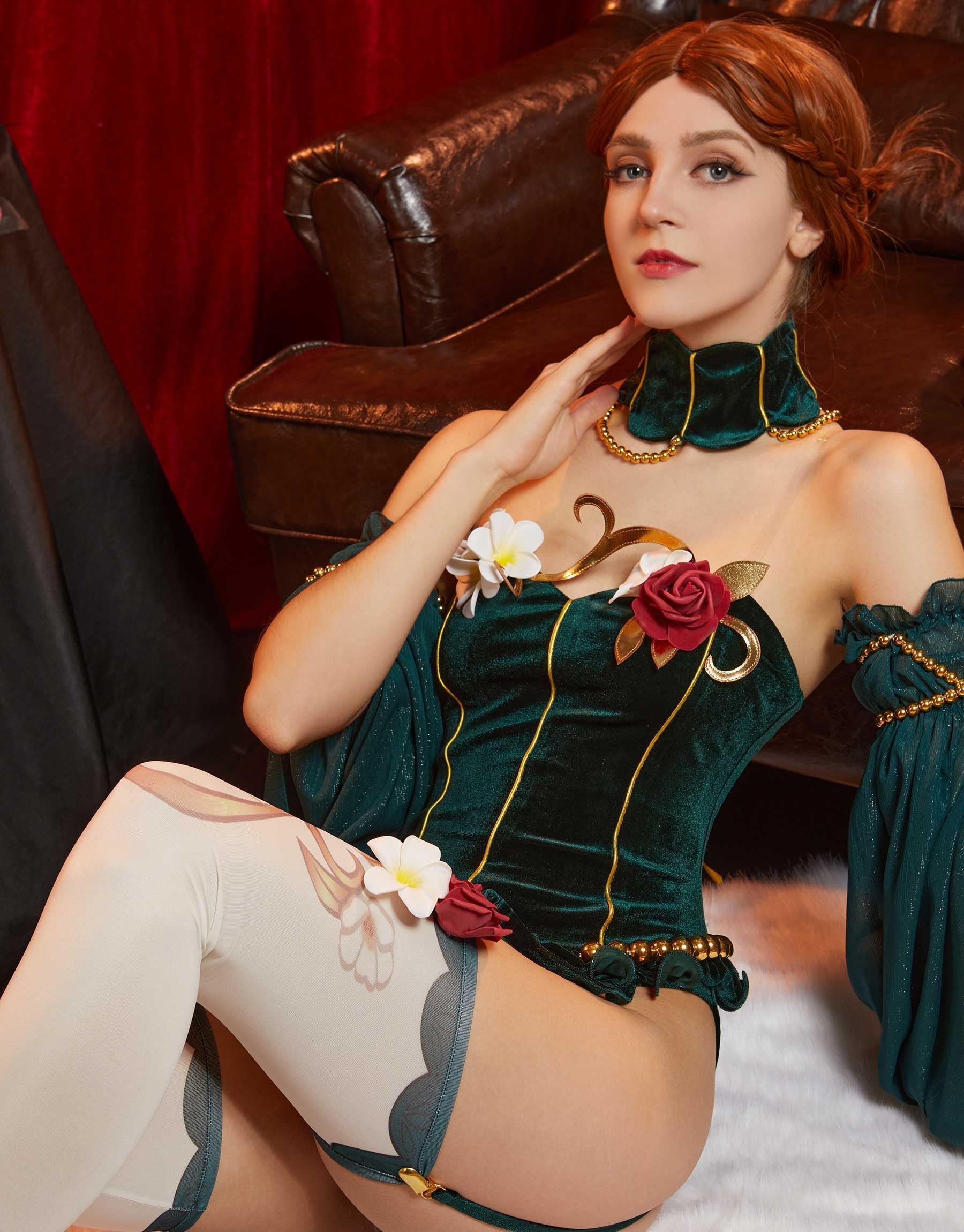 Mobbunny Women Medieval One Piece Bodysuit with Stockings and Tulle Sleeves Velvet Leotard Romper Jumpsuit Cosplay Bodysuit: Small Green