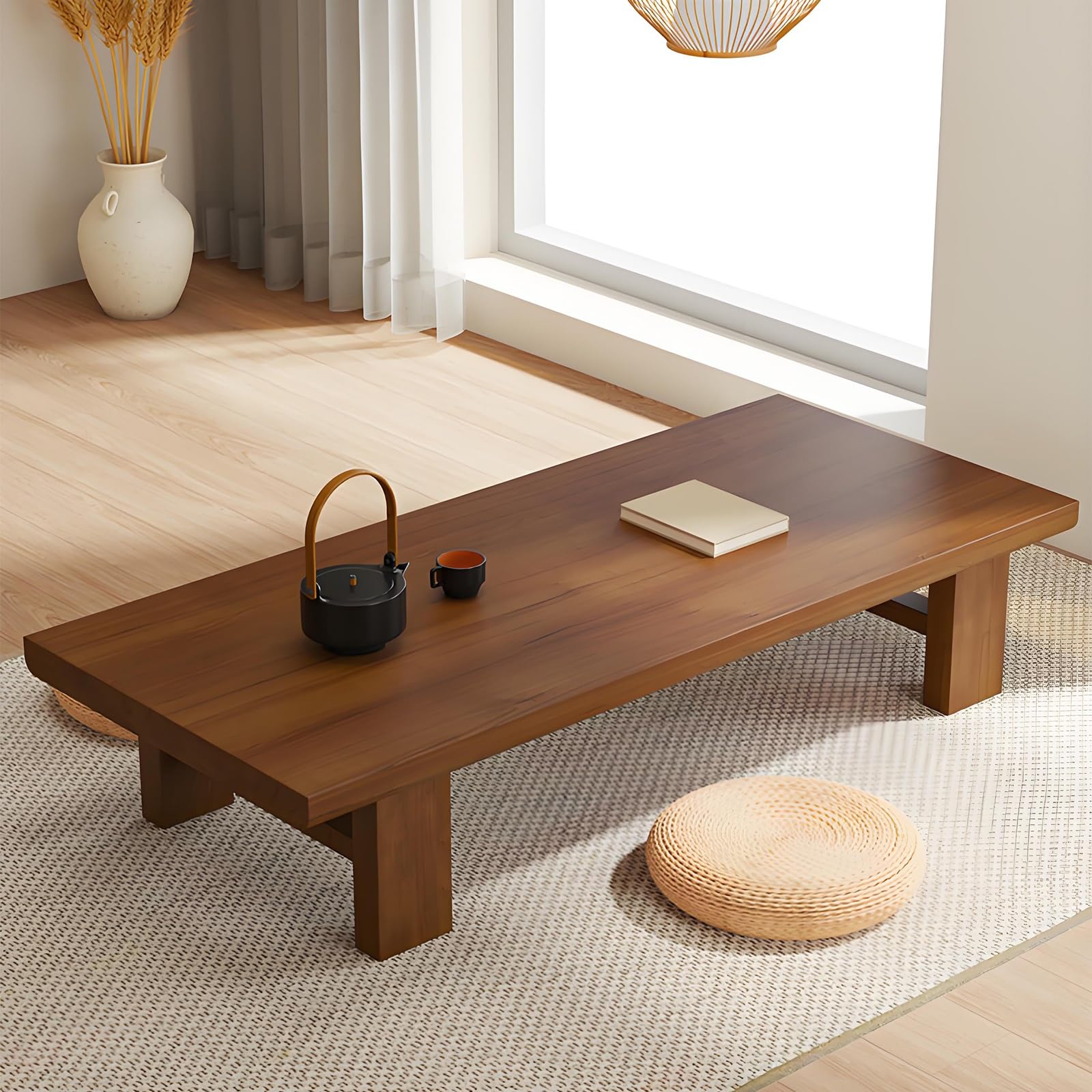 Table basse japonaise au sol pour créer un coin thé zen dans votre chambre