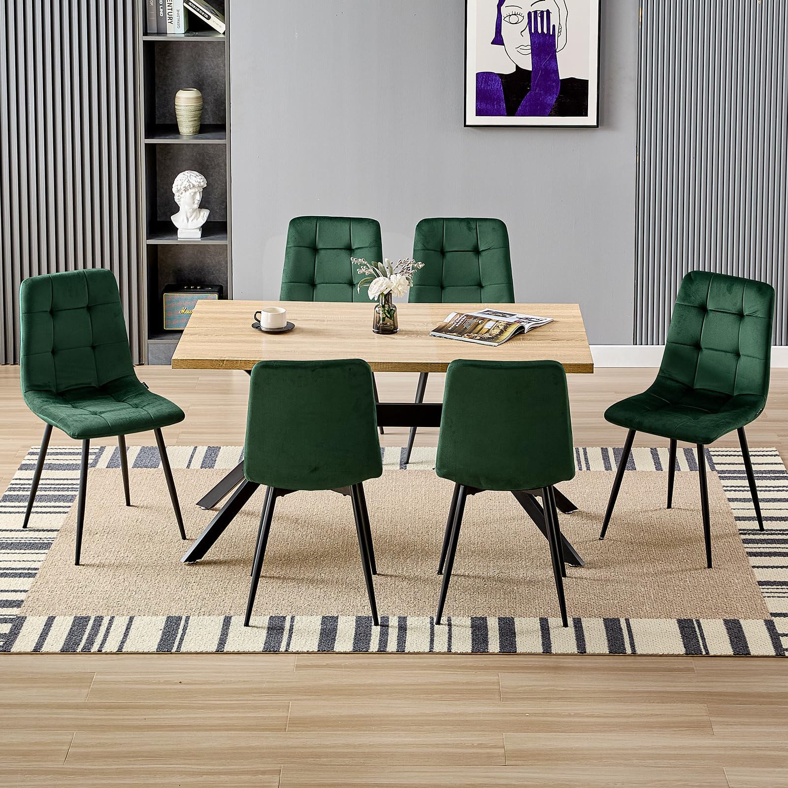 JIJIAN Pack de 4 Sillas de Comedor con Tela de Terciopelo, Verde Oscuro | Sillas de Cocina con Patas Metálicas Negras, Soportan hasta 120 kg, Sillas Tapizadas Modernas para Comedor, Salón y Cocina