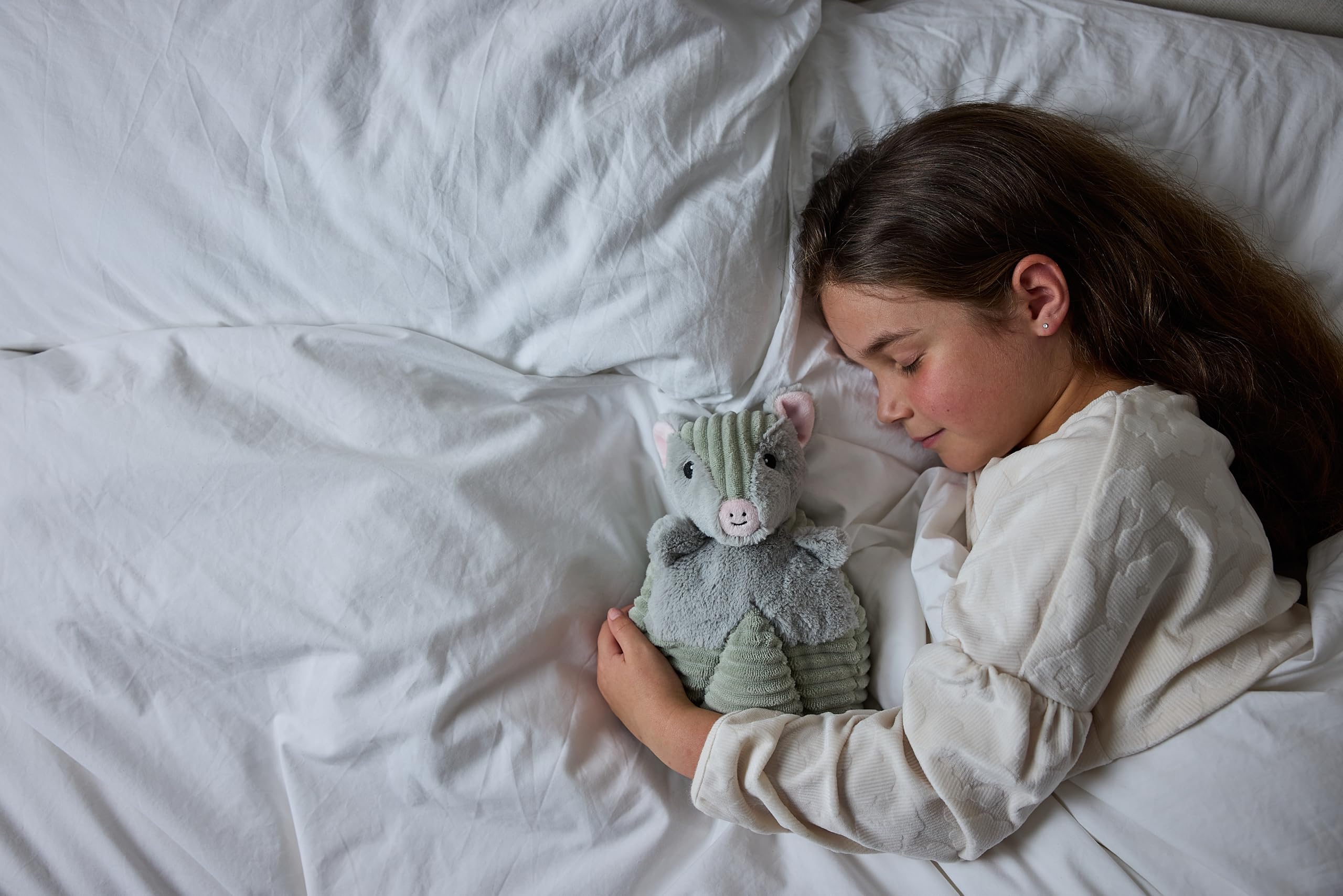 Warmies Armadillo - Peluche de gran tamaño, totalmente apto para microondas y con peso para ansiedad, enfriar en el congelador o calentar en el microondas, cojín de calor suave
