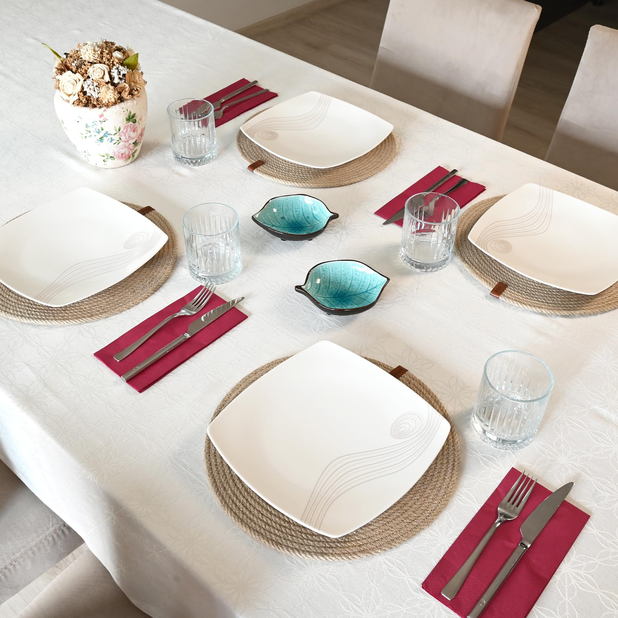 Round Placemats Set of 6, Handmade by Braided Natural Jute for Kitchen and Dining Table, Dia. 12.6 Inch, Heat Resistant, Doublesided, Light Brown