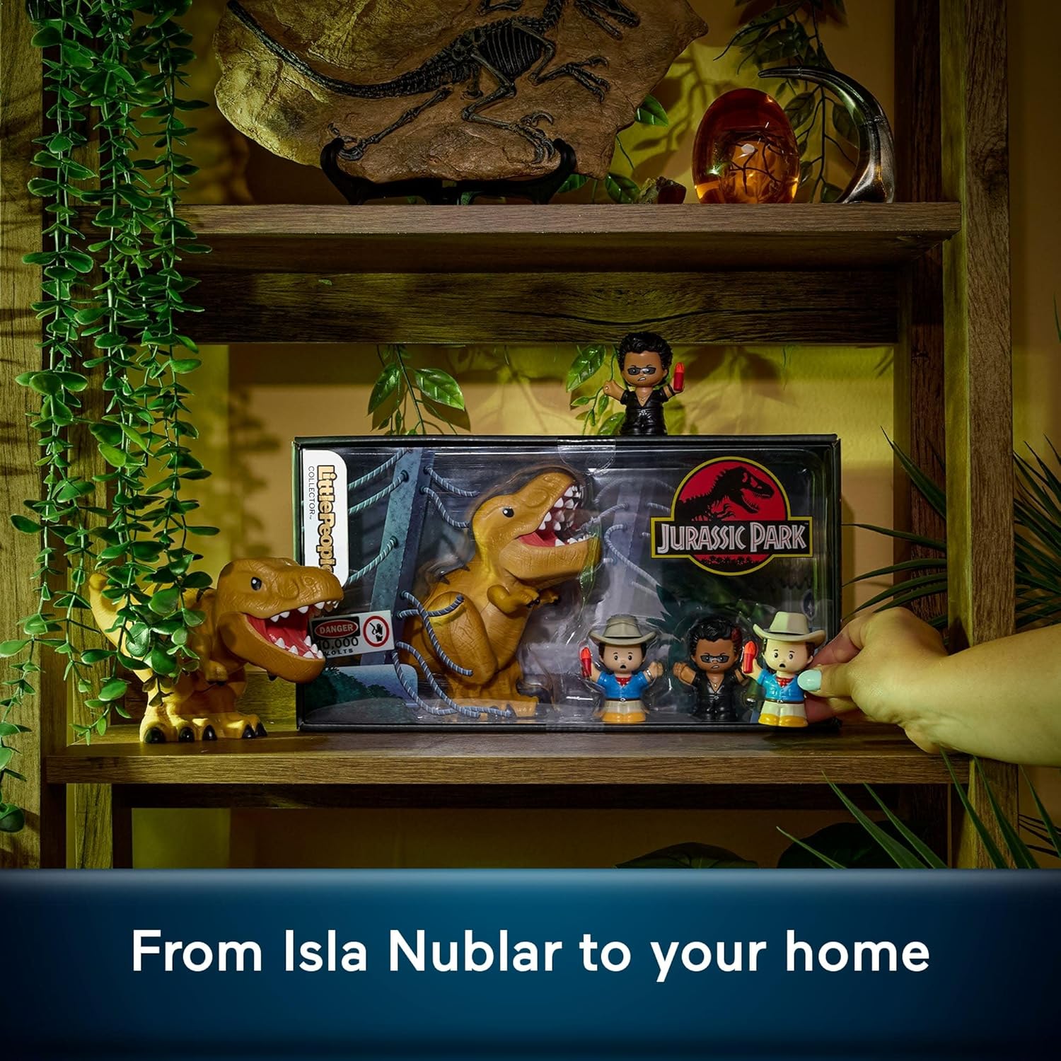 Little People Collector Jurassic Park Special Edition Set for Movie Fans, 2 Figures & 1 T-Rex Dinosaur in a Display Package