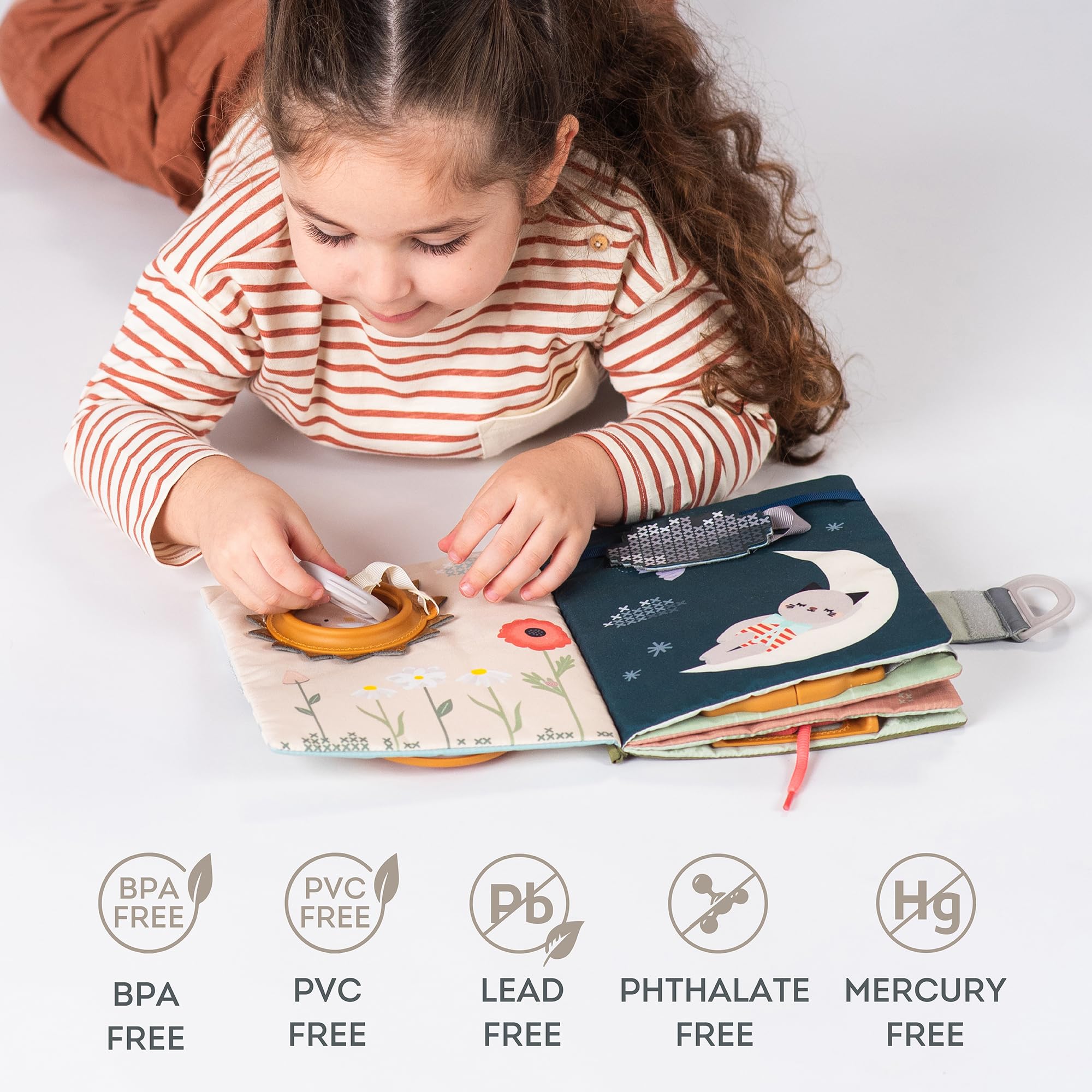 Taf Toys 13655 - Libro de Actividades Fantasía para Bebés +18M - Libro Interactivo para desarrollar la motricidad Fina
