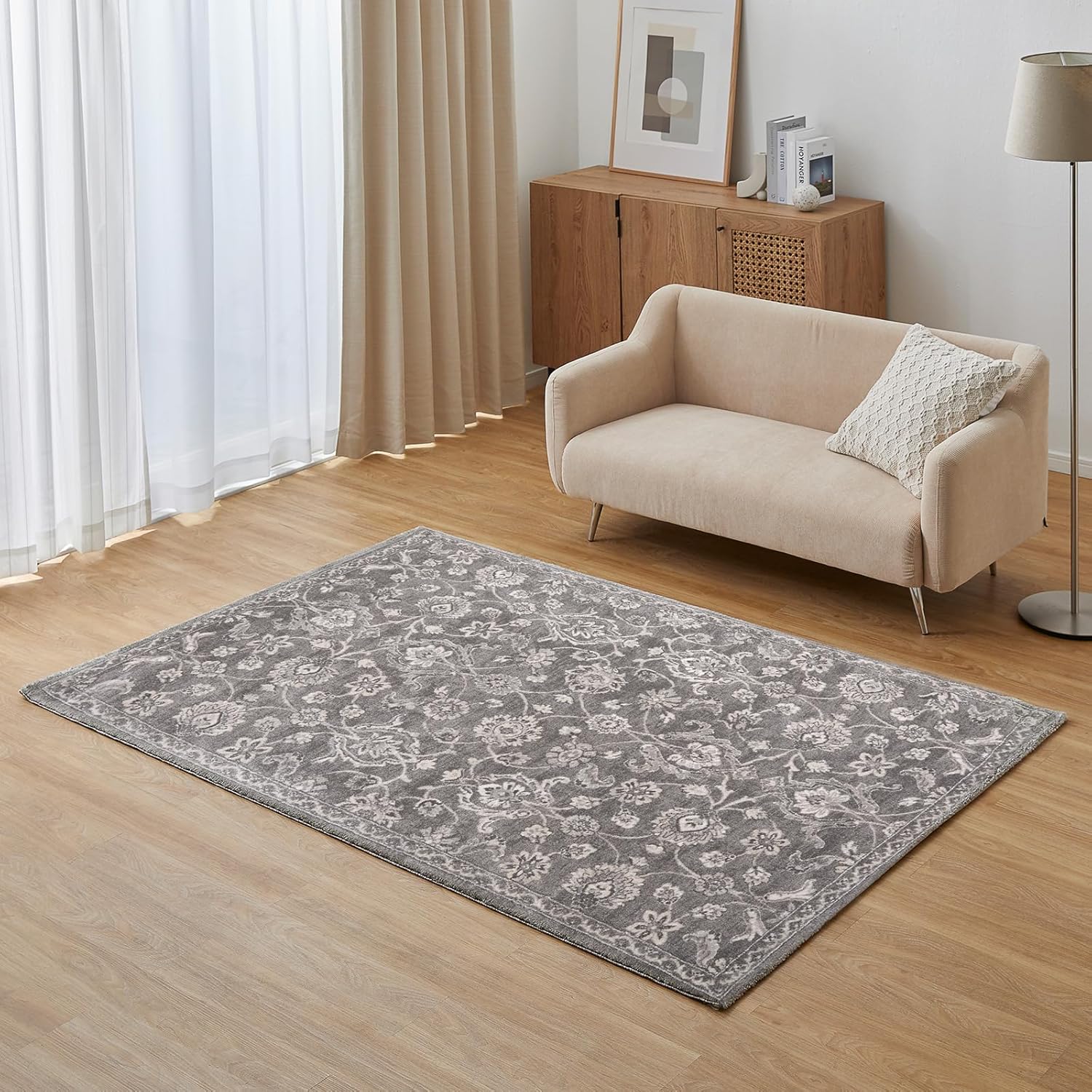 ベージュとミルクティーのヴィンテージラグ　雅姫さんNo.685 ベージュとミルクティーのヴィンテージラグ 雅姫さんNo.685