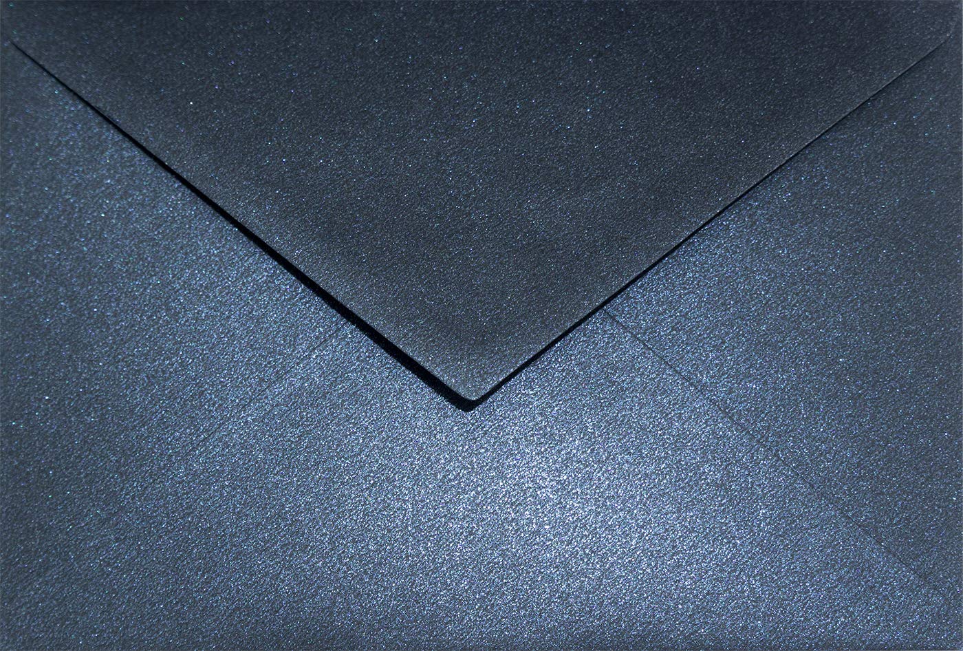 Netuno 25 sobres nacarados azules oscuros DIN C6 114x162mm 120g Aster Metallic Queens Blue con solapa engomada puntiaguda sin ventana para invitaciones boda Navidad bautizo tarjetas fiesta bricolaje
