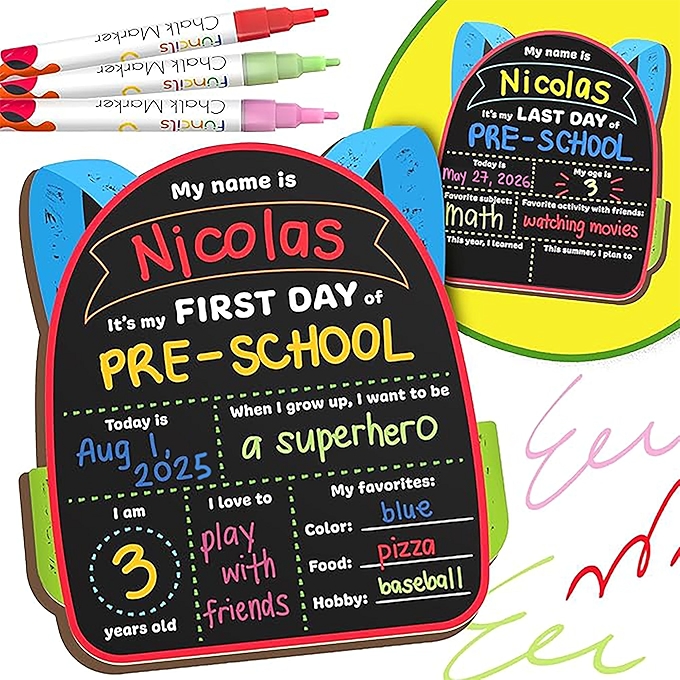 启智学校第一天黑板门牌用品