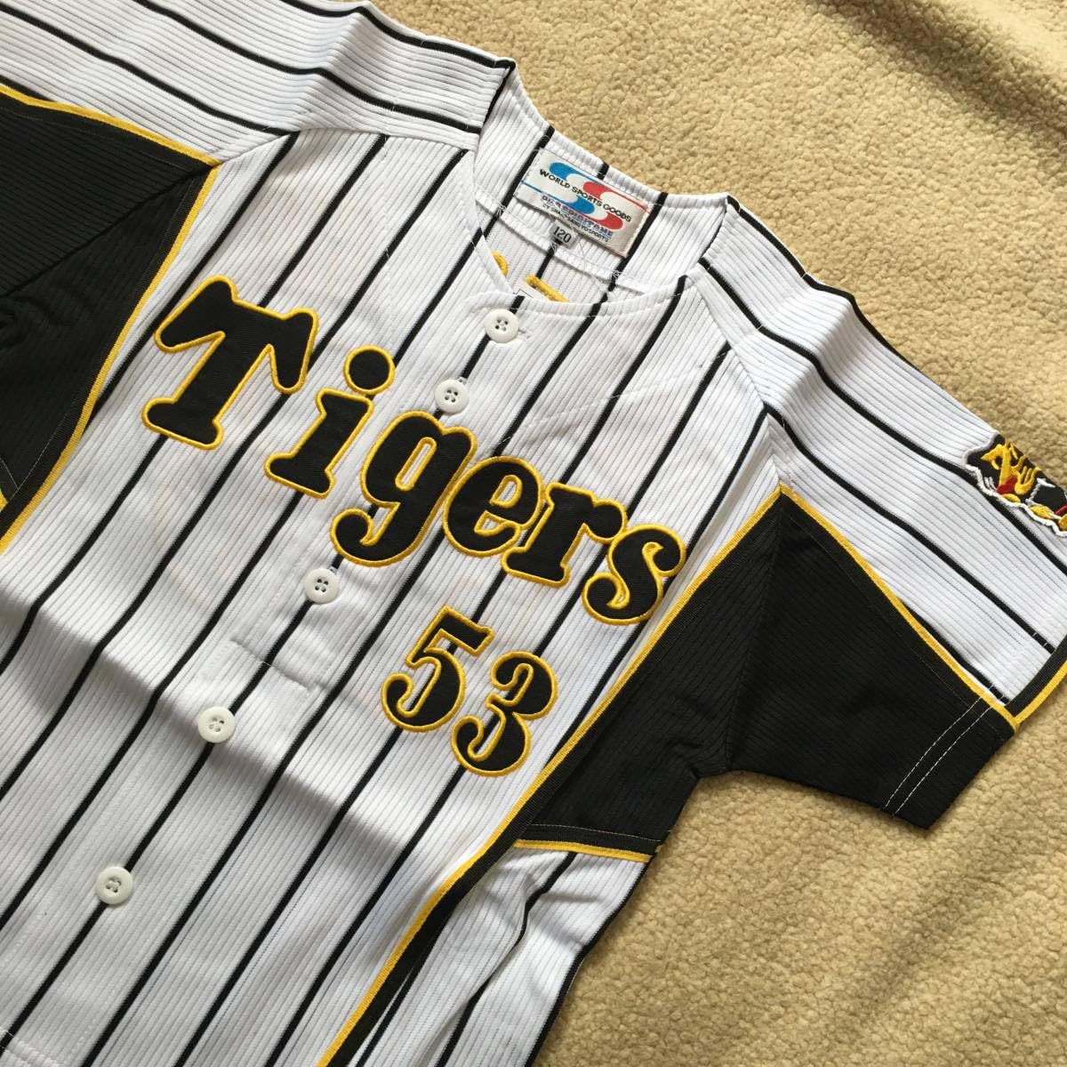 阪神タイガース　ユニフォーム　ホーム　赤星憲広選手 Amazon.co.jp: 阪神タイガース 赤星憲広選手 ホーム