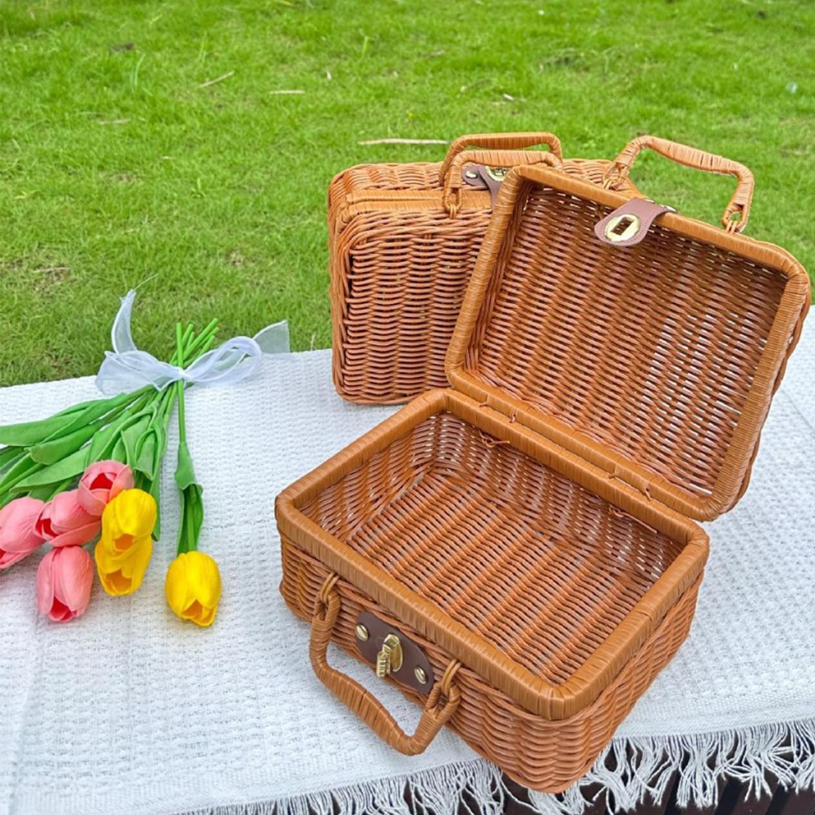 Scatola da Picnic Intrecciata, Cestino da Picnic in Plastica in Rattan con Manici e Serratura in Metallo per Campeggio All'aperto, Accessorio per Foto(L-Marrone)