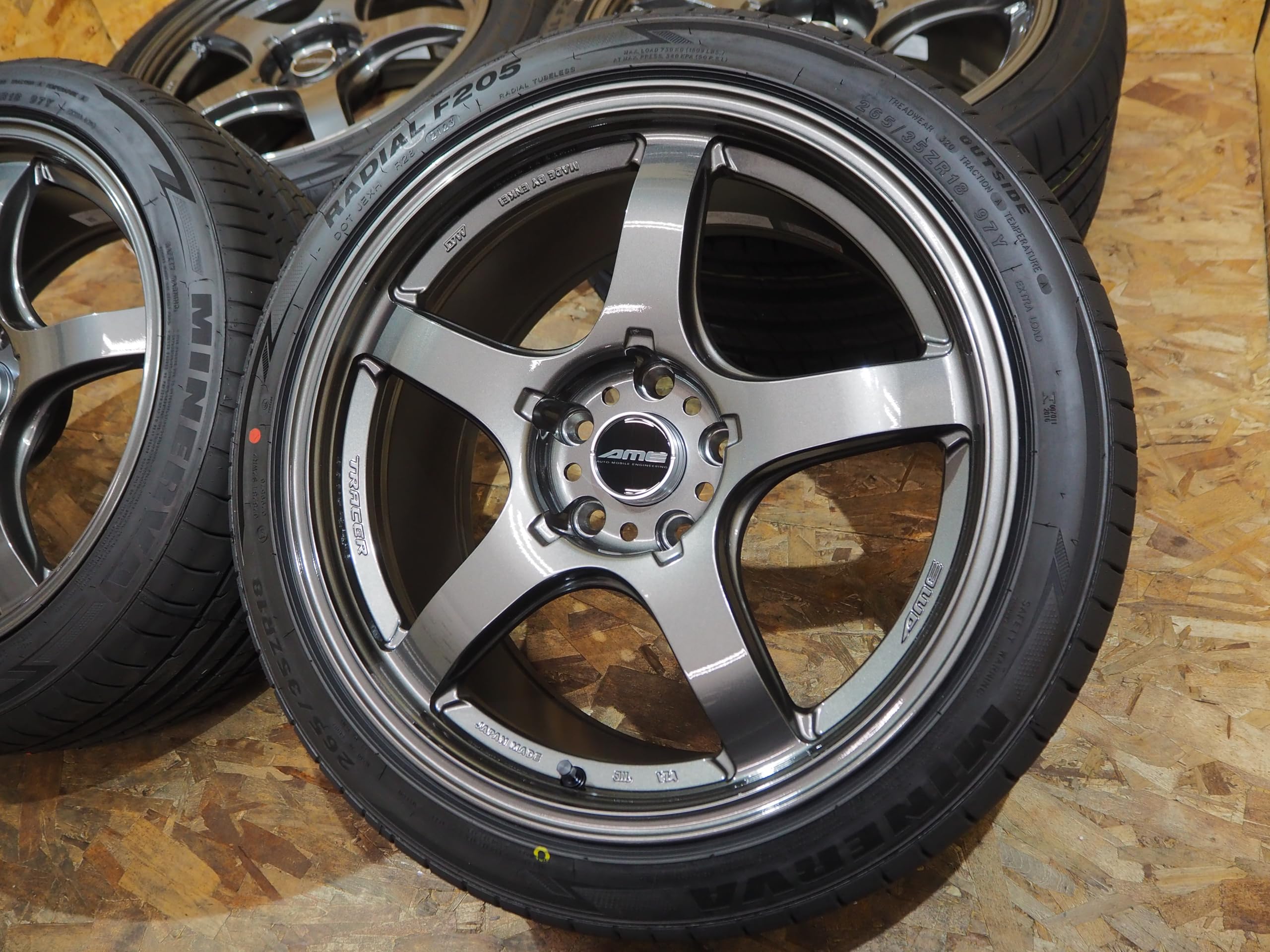 Amazon | 245/40R18 8.5J+38 265/35R18 9.5J+38 5H114.3 タイヤ