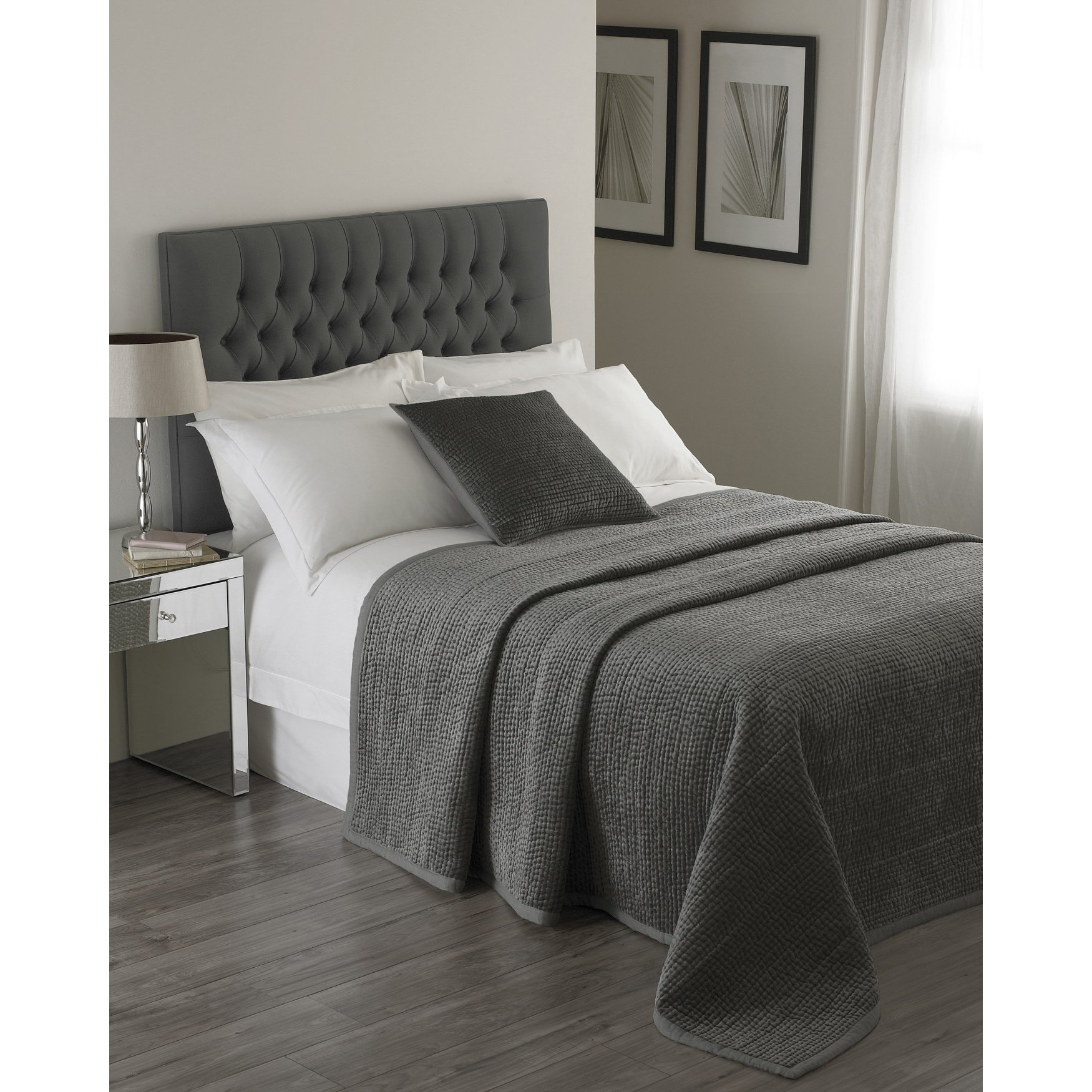 Paoletti Brooklands Quilted Bedspread in Grey