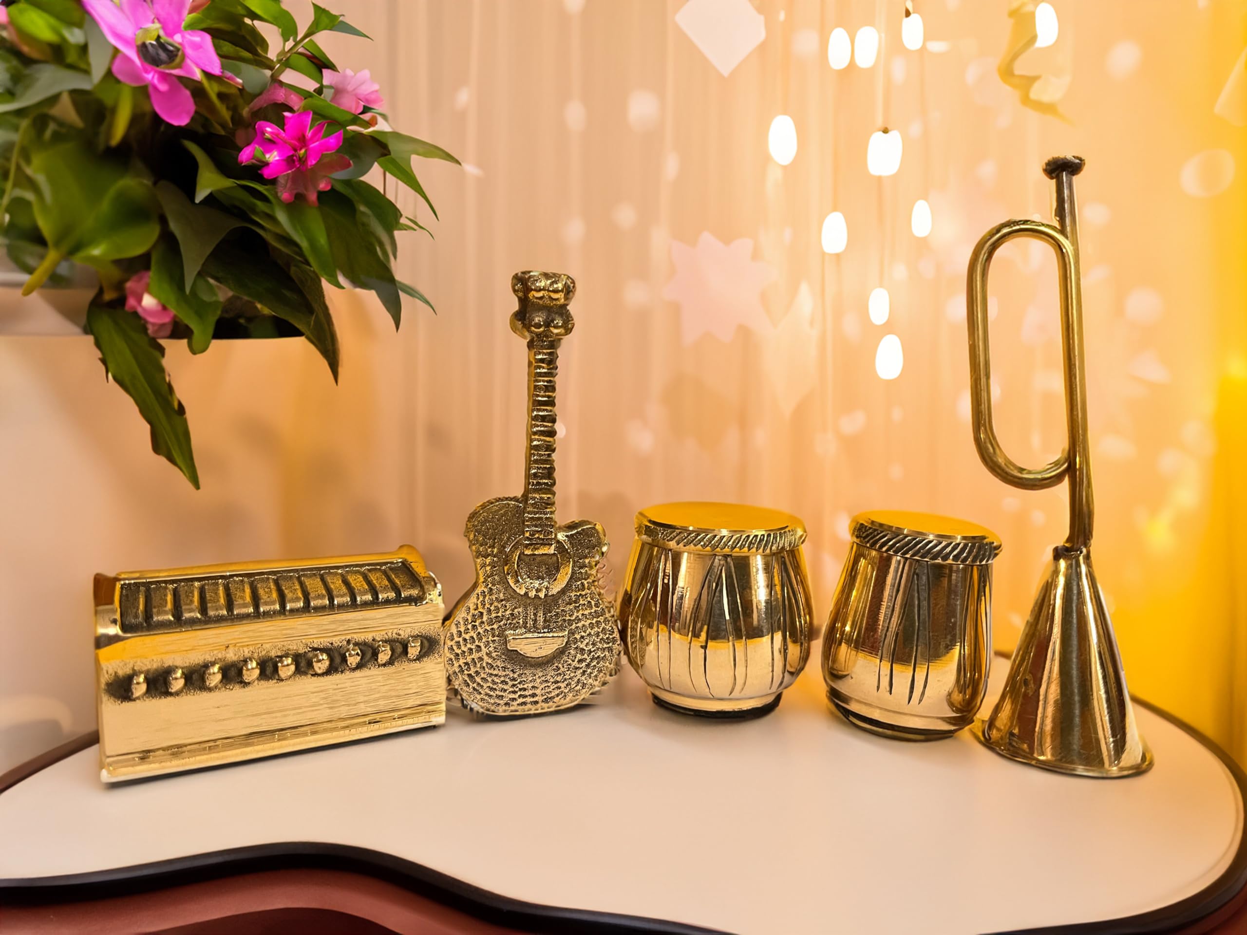 Paartha Saarthi Rajasthani Decorative Handcrafted Brass Miniature Musical Instruments Set | Showpiece | Home/Office/Café Décor | Home Accent | Room Decor| Interior| Wall Shelf | Gifting (Set of 4)