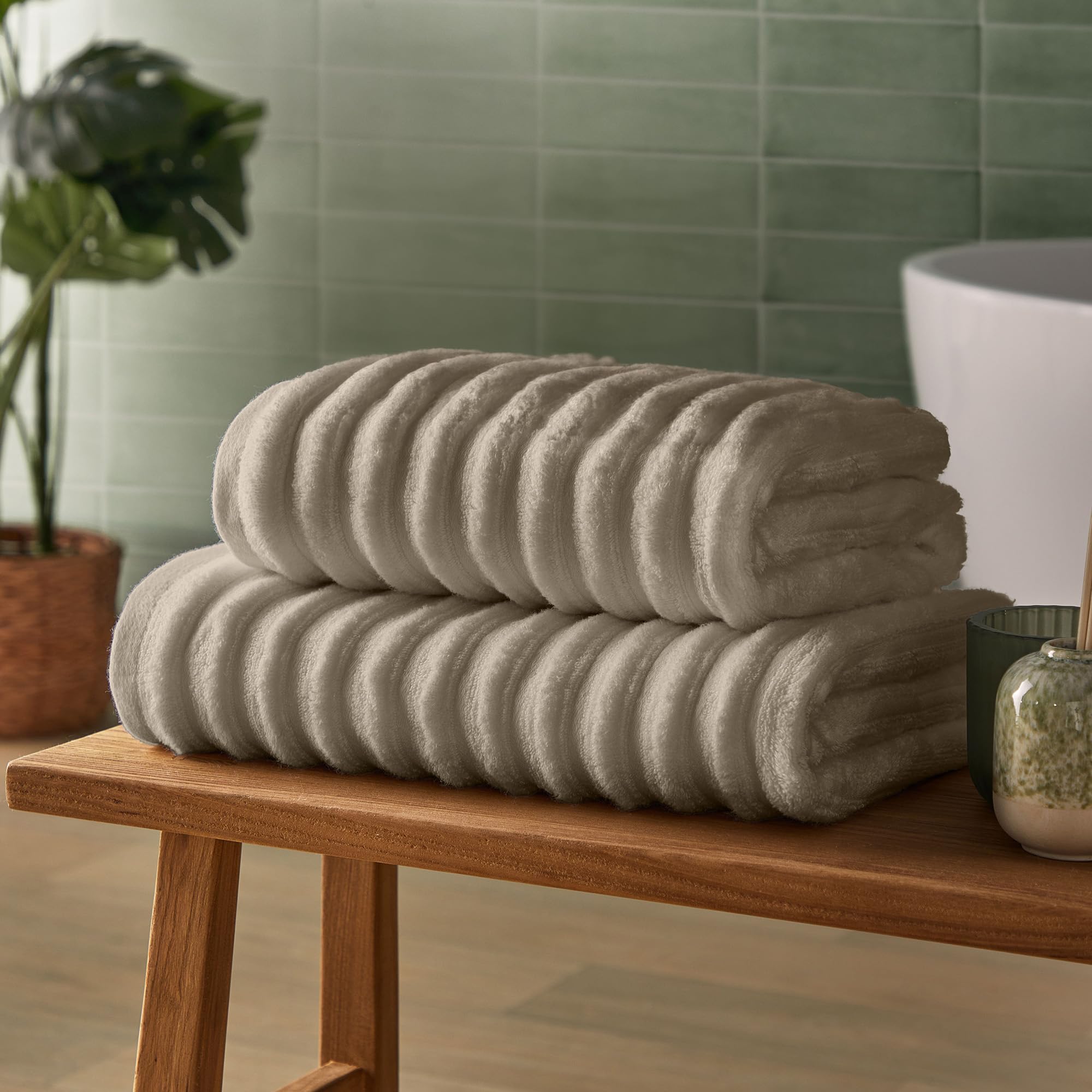 Silentnight Ribbed Cotton 2x Hand Towel - Luxuriously Soft & Super Absorbent Deep Thick Pile Towel - 100% Cotton BCI - Textured Dense Ribbed Hand Towel - 90 x 50cm, Machine Washable, Natural, 2 Pack