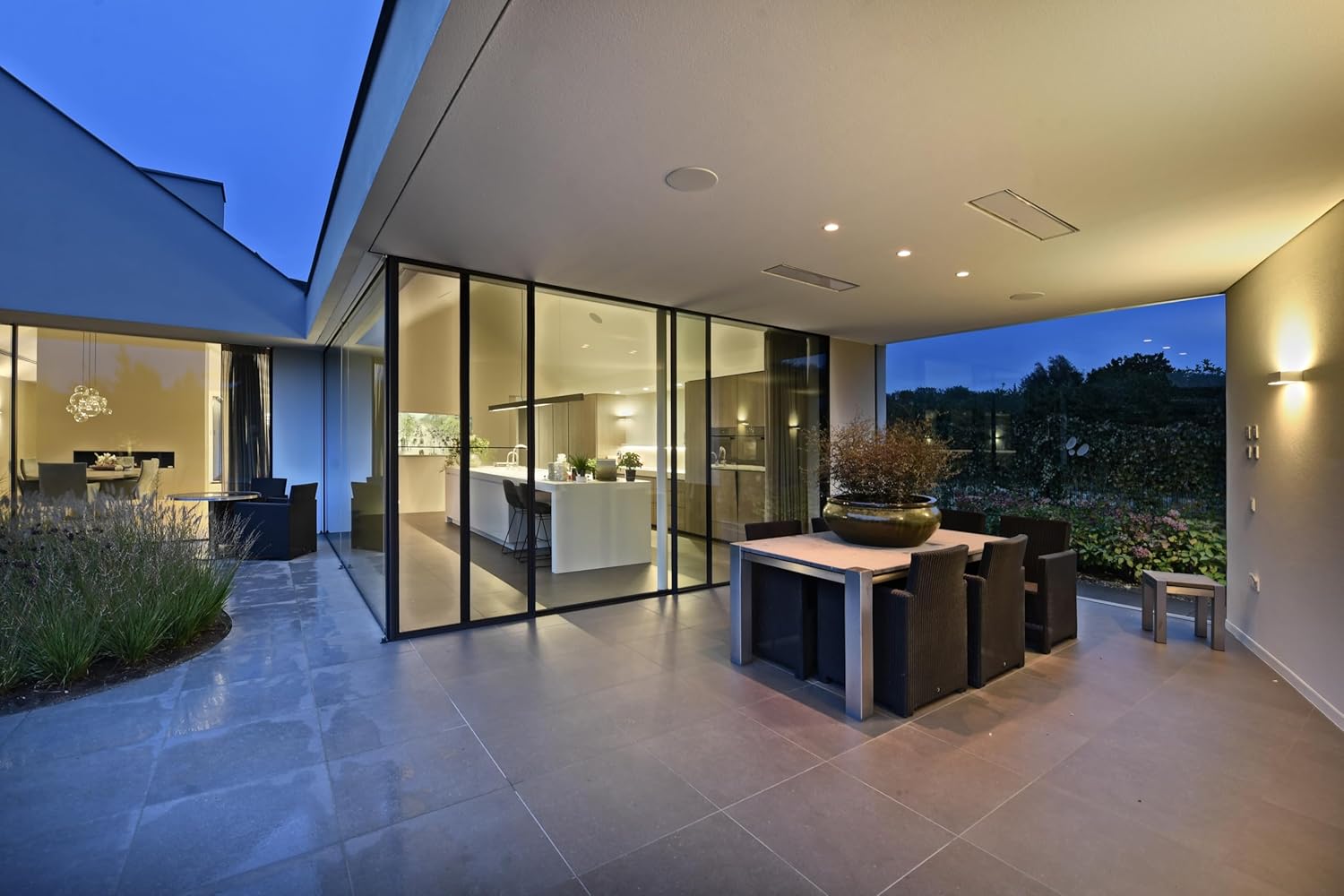 Bromic Platinum Smart Heat 3400W Electric Patio Heater - Radiant Infrared, 220V-240V, White Finish - BH0320008