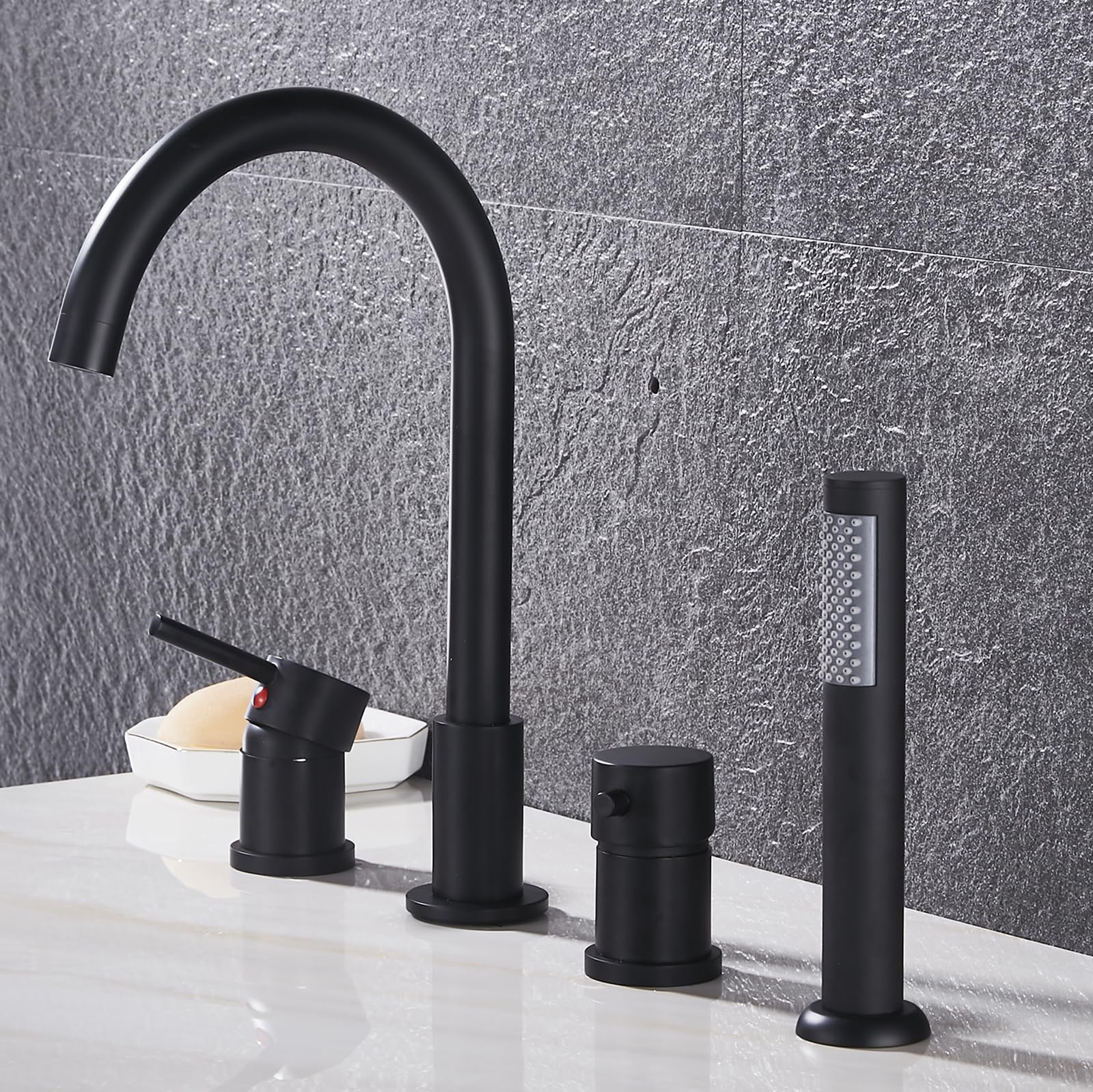 Mitigeur bain-douche noir avec bec pivotant 360° et douchette pour baignoire 4 trous