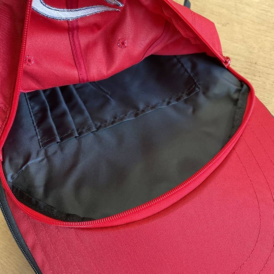 広島東洋カープ - カープ アウトドアリュック（キャップ収納付） Amazon | 広島東洋カープ 2017 NEWERA アウトドアリュック