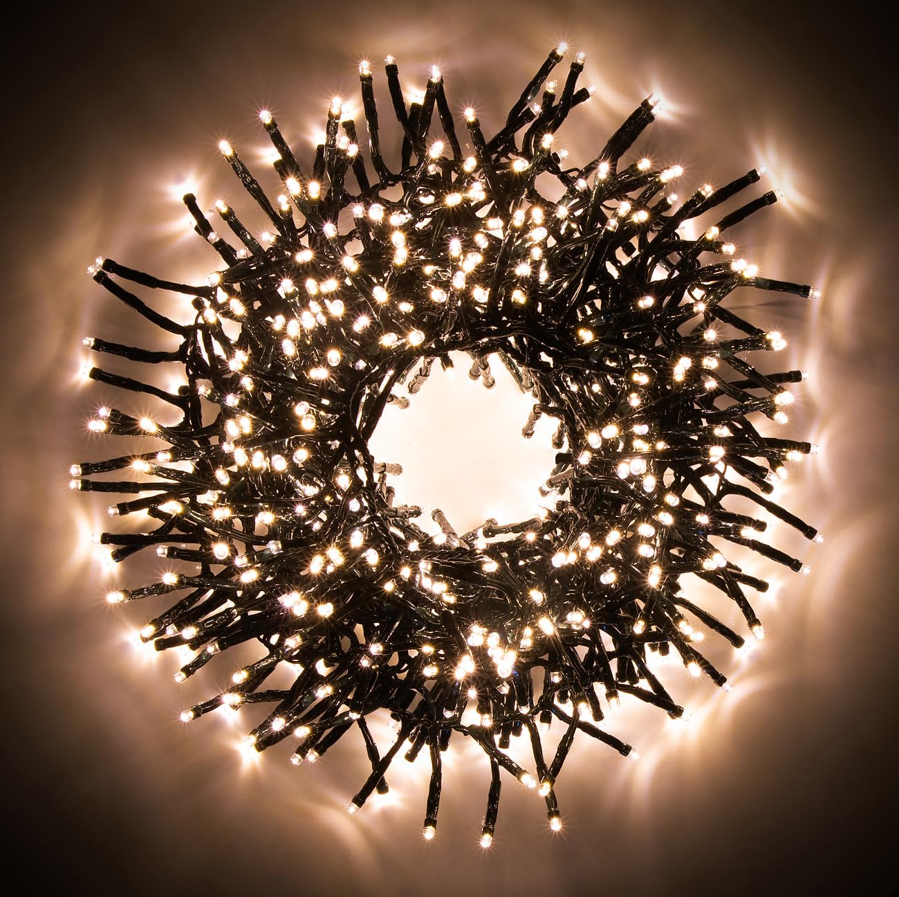Lunartec Lichterkette Fenster: 2er LED-Büschel-Lichterkette, 2.000 LEDs, 8 Modi, IP44, 18 m, warmweiß (fürs Fenster, Lichtergirlande Garten, Baum)