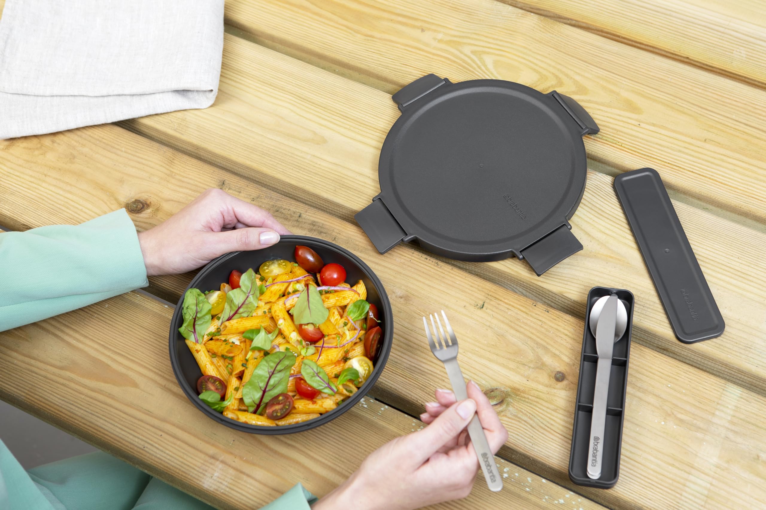 Brabantia - Make & Take Set de Cubiertos con Estuche - Cuchillo, Cuchara & Tenedor - Diseño Compacto - Acero Inoxidable - Apto para lavavajillas - Set de Cubiertos de Viaje para 1 Persona - Dark Grey