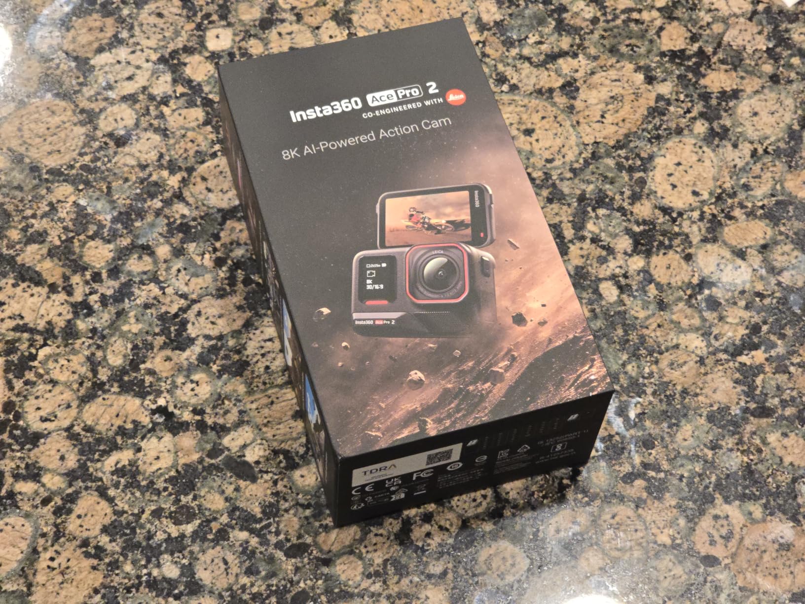 インスタ360エースプロ2 Buy Insta360 Ace Pro 2 - 8K AI-Powered Cam