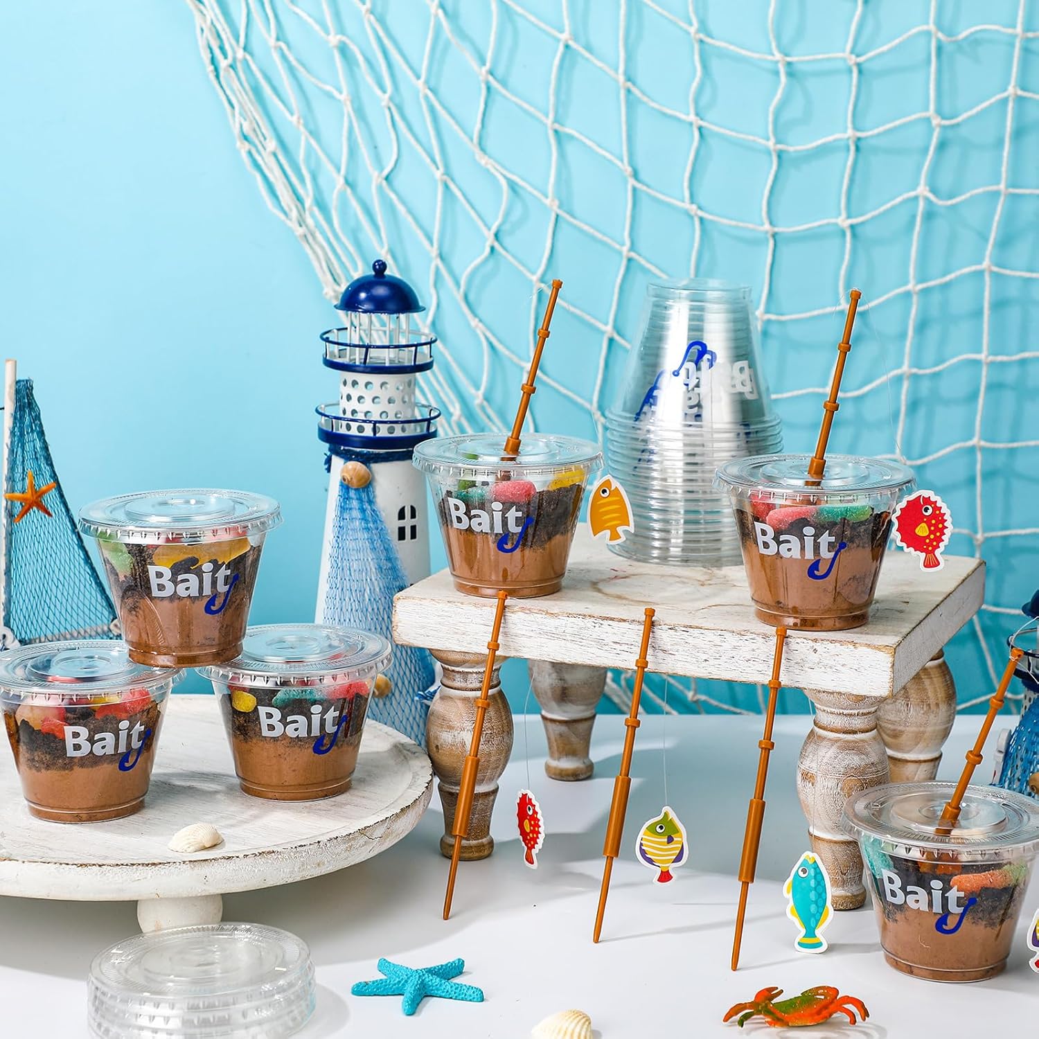 Vesici 25 Set Fishing Party Favors 9 oz Bait Cups with Lids Fish Pole Decoration Clear Mini Plastic Bait Cups for Drinks Desserts Fishing Birthday Party Favors Supplies Baby Shower Decorations