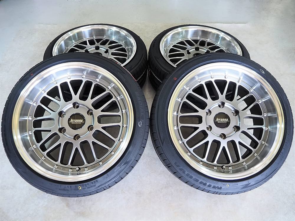 レヴァンナ　18インチ Amazon.co.jp: 輸入タイヤ付き levanna V10 LTH レヴァンナ エルティー