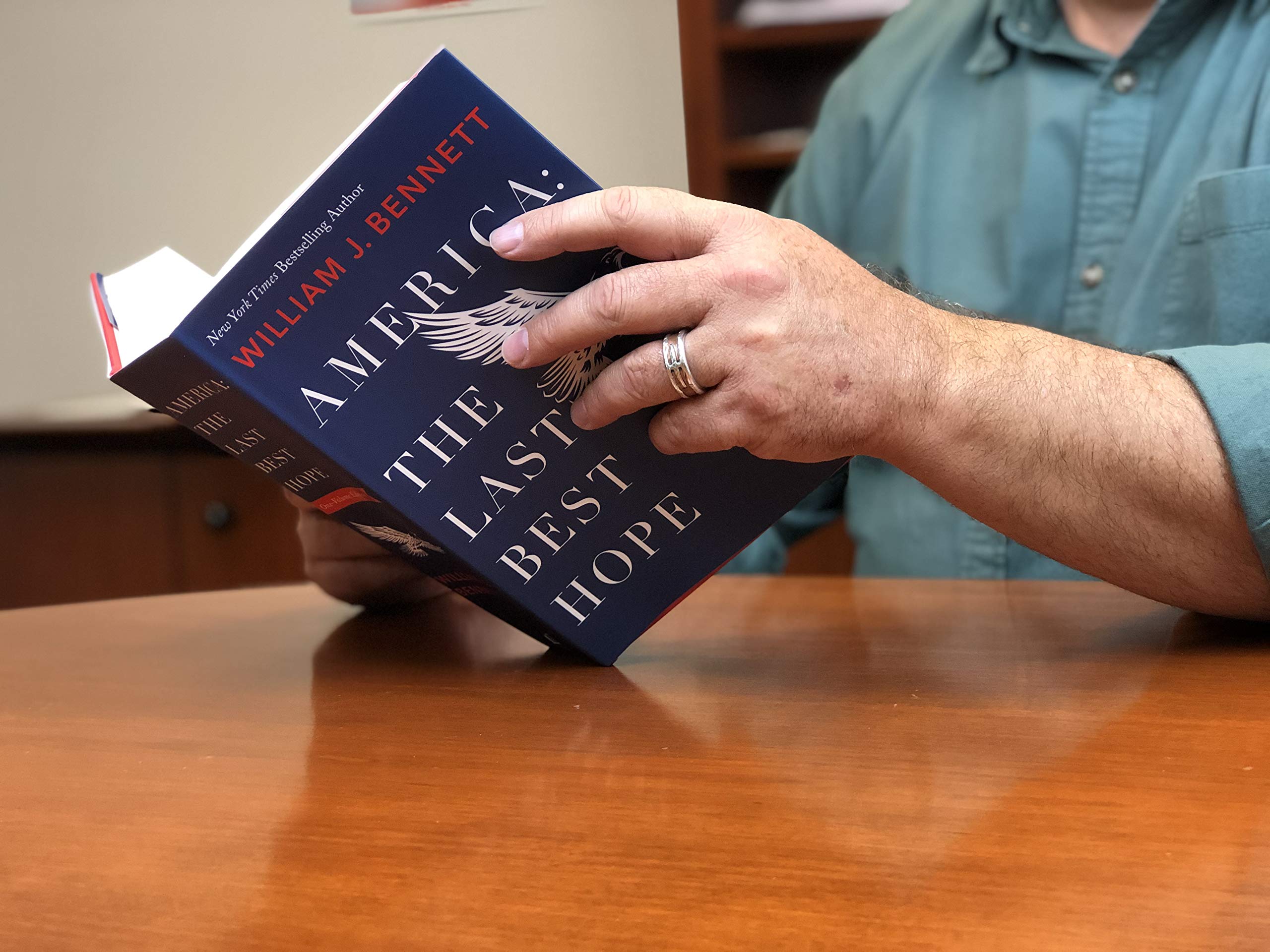 America-The Last Best Hope (One-Volume Edition): Explore the Discovery of the New World, the Revolutionary War, the Civil War, World War I, the Great ... the Rise of Radical Islam, and more. - Image 3