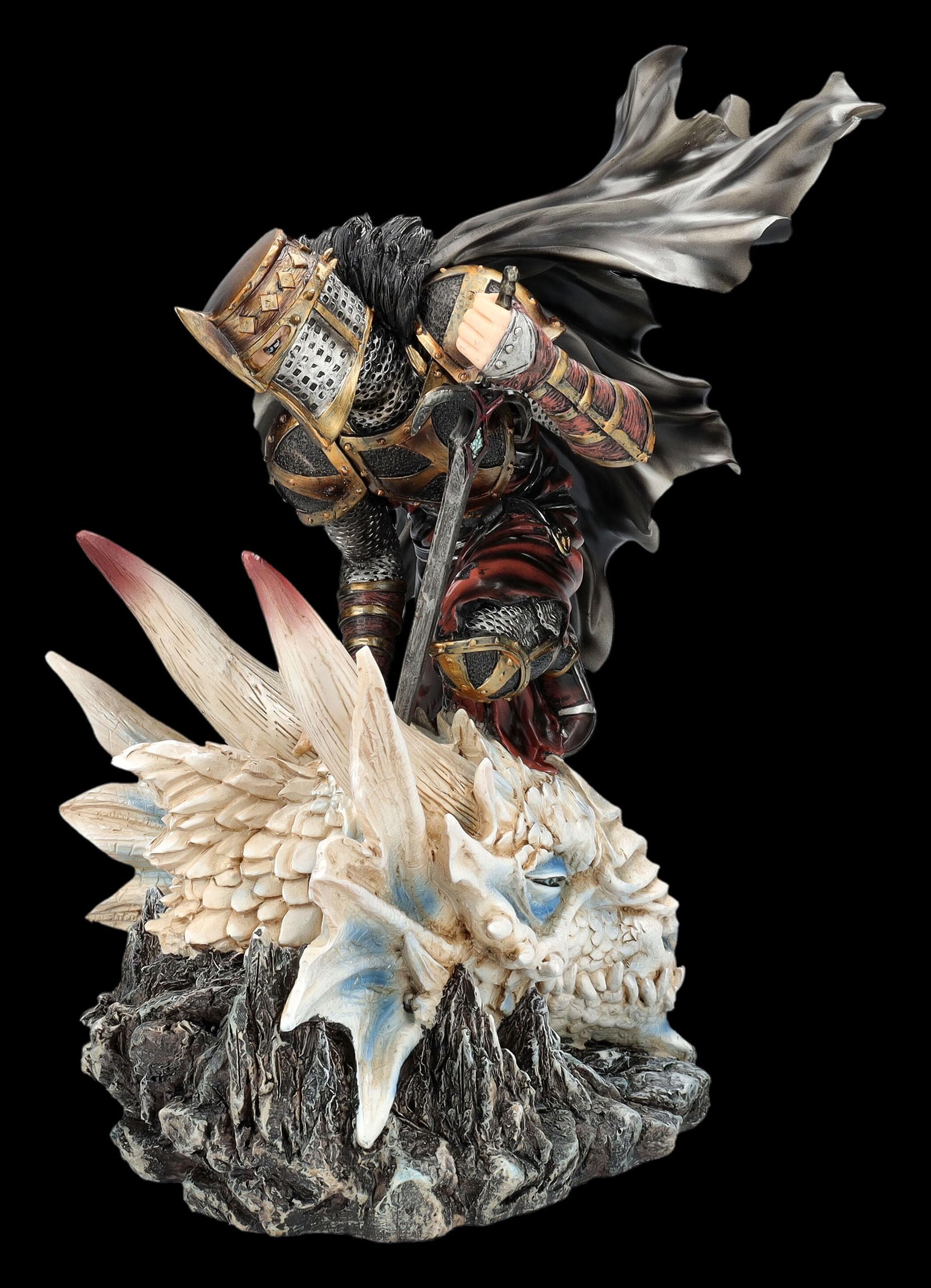 Figuren Shop GmbH Kreuzritter Figur – St. Georgs Letztes Opfer – handbemalte Fantasy-Deko (34 cm) – Tales of Aurelion Collection – Geschenkidee für Drachen & Fantasy-Fans