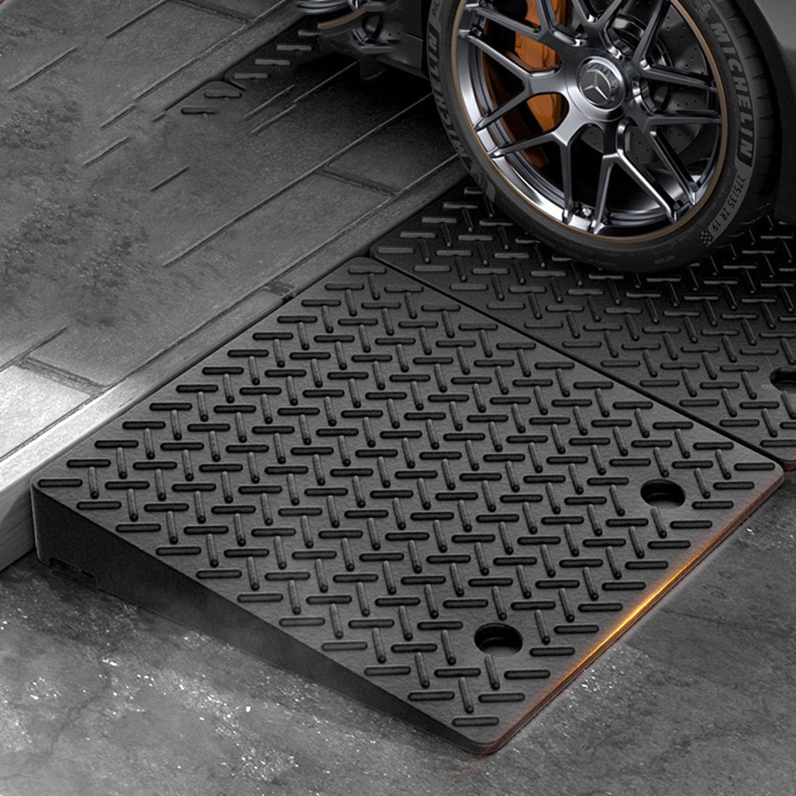 Amazon.co.jp: 段差スロープ Driveway Curb Ramps, Kerb Ramp Non-Slip Car Slope Ramp,  For Loading Dock, Sidewalk, Car, Scooter, Bike(100x50x13cm) : 産業・研究開発用品