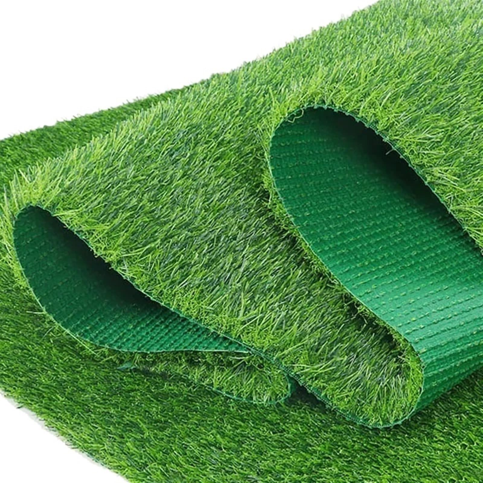 Tapis de pelouse artificielle pour terrasse extérieure et déco maison de campagne