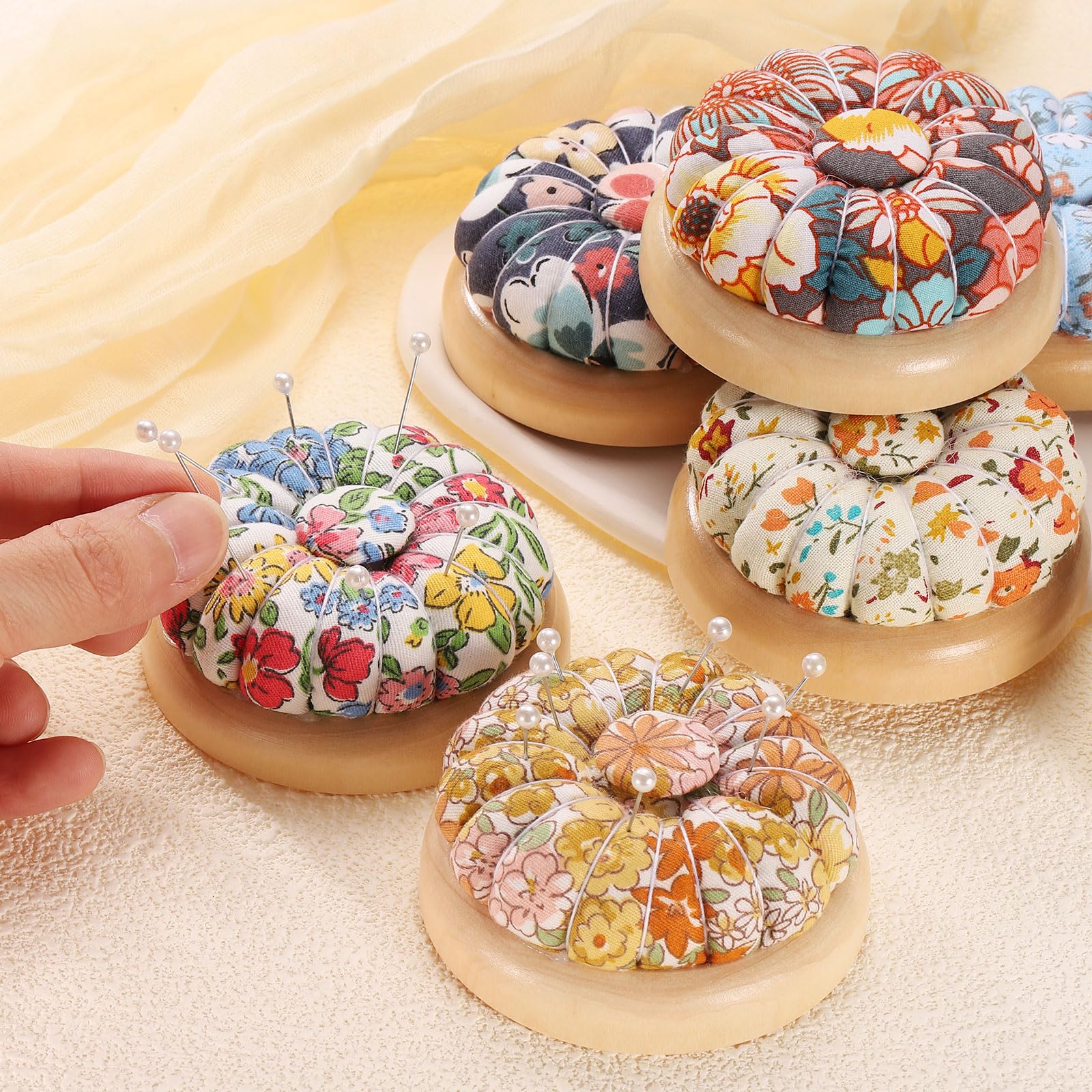 Coussin à Épingles Mignon Motif Floral Base Bois - Pelote à Épingles Couture 6.8cm, Pratique Et Décoratif