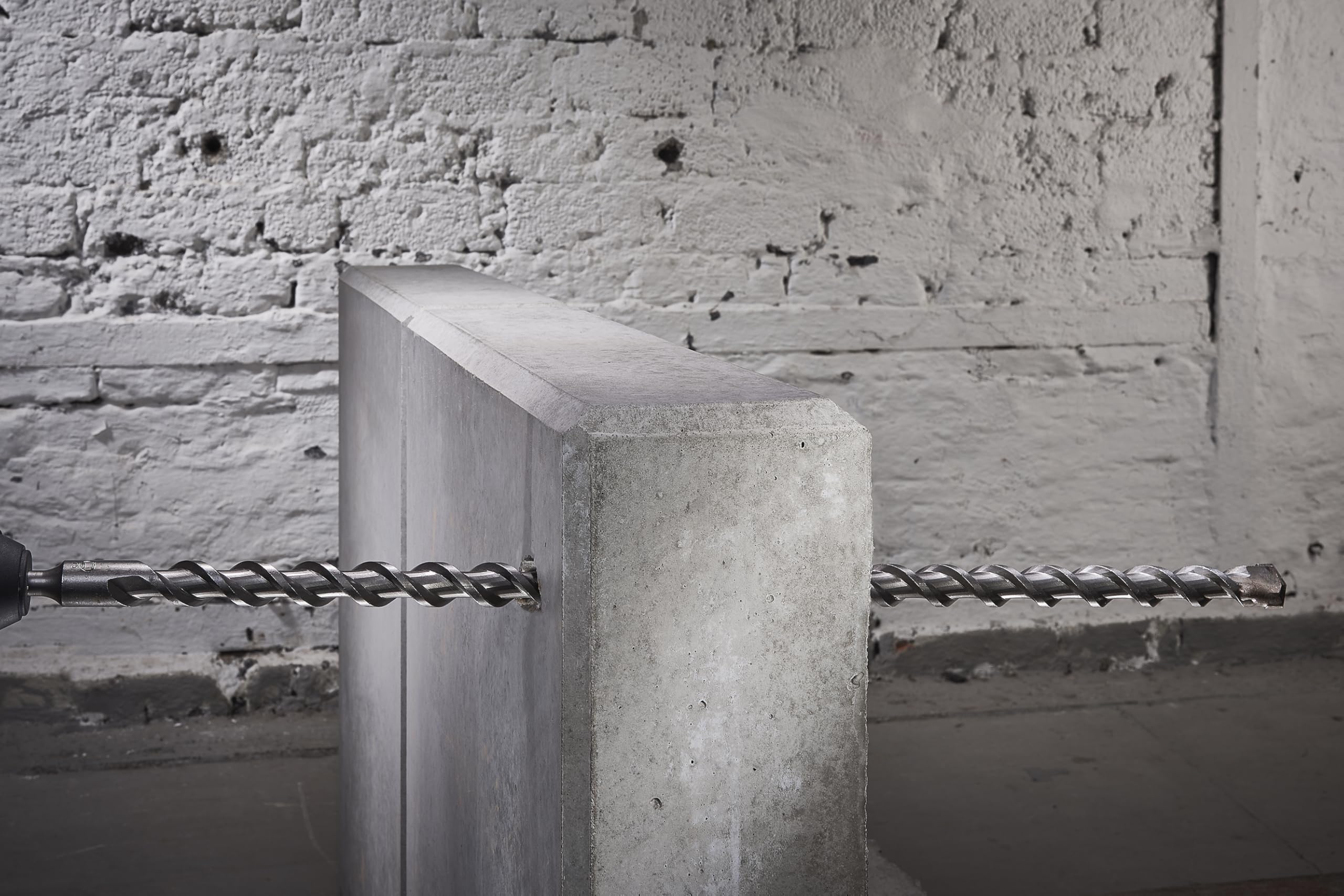 Puntatore Con Protezione TOTAL 305x19 Mm – Scalpello Per Fori Piccoli In Pietra E Cemento, Strumento Muratorio Professionale Del Marchio AMIG