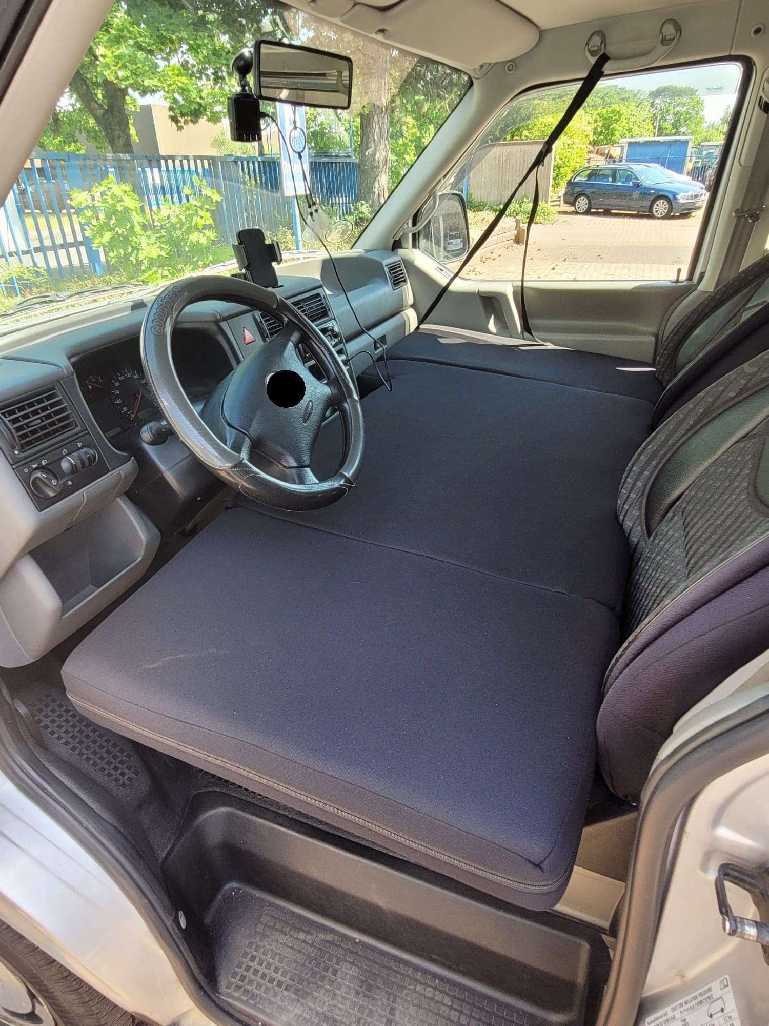 BREMER SITZBEZÜGE Camper-Bett Kinderbett Fahrerhausbett kompatibel mit VW T4 ab 1996-2003 Wohnmobil zubehör Wohnmobilbett Camping Camper Zubehör