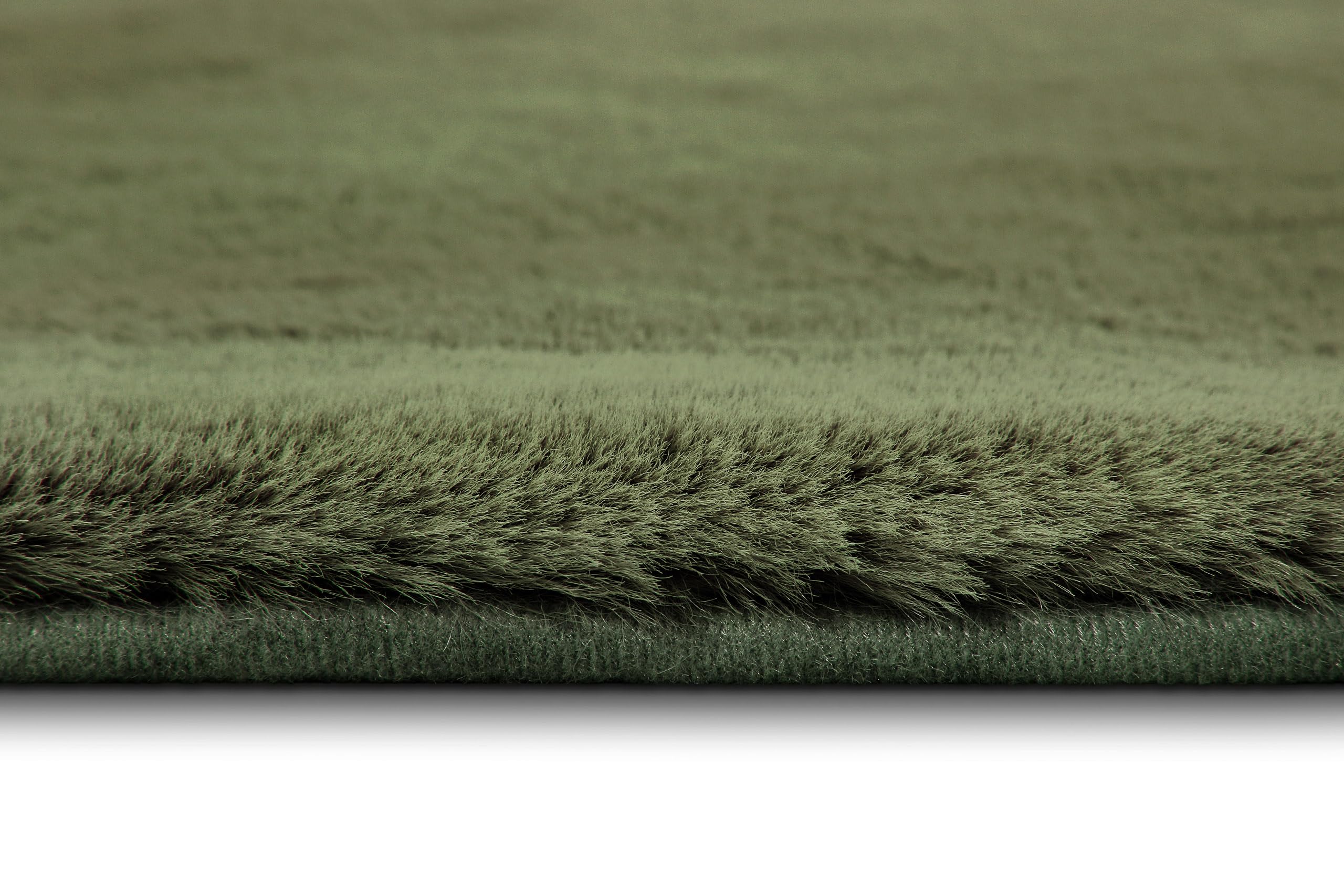 WECONhome Basics Emil getufteter Badteppich, 80 cm rund, Oliv grün | eleganter Badteppich, rutschfest, waschbar und super weich, Ideal für ein modernes Bad