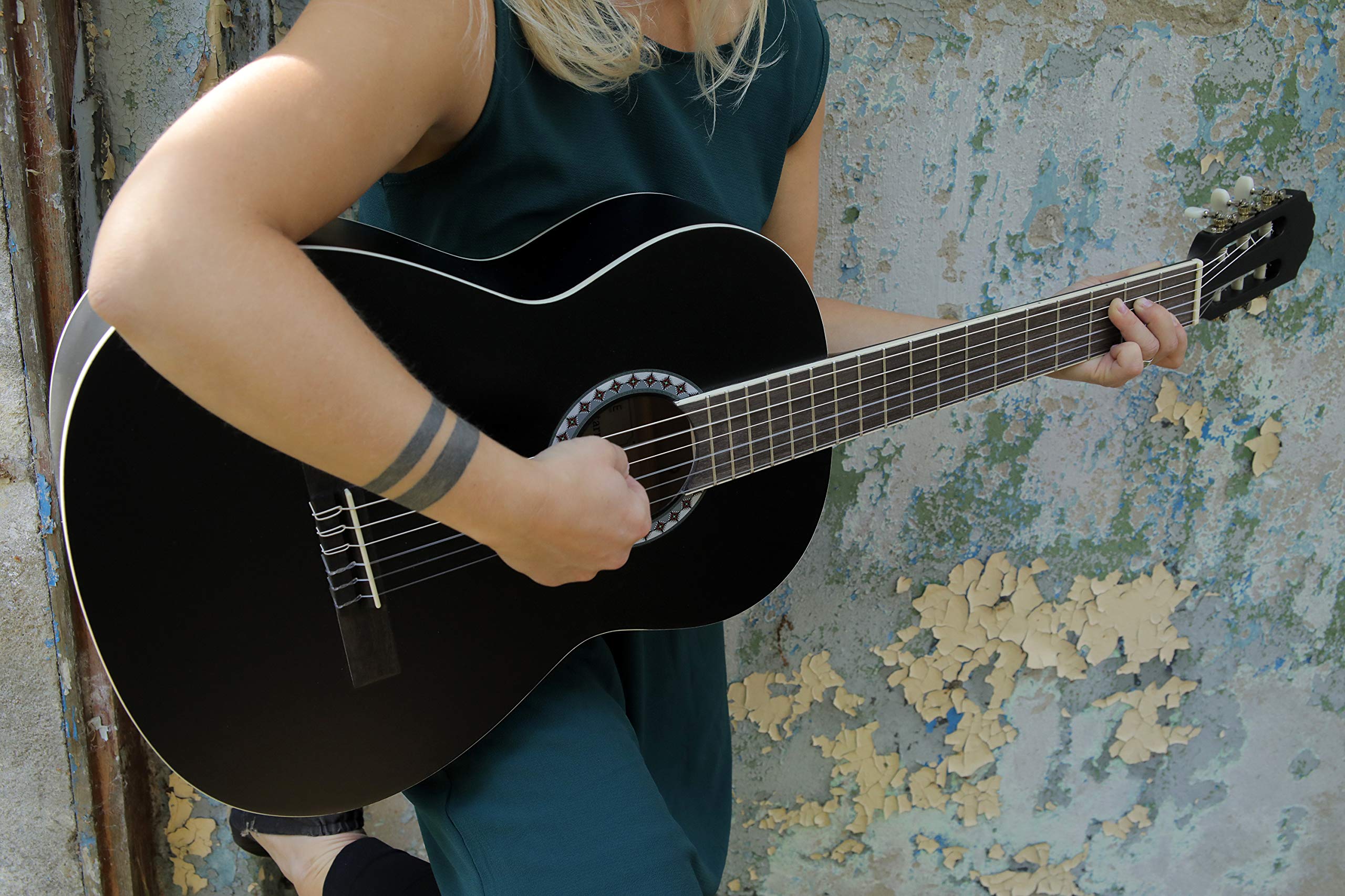 GEWA gitara klasyczna Basic Plus 3/4, świerkowy top, korpus lipowy, kolor czarny