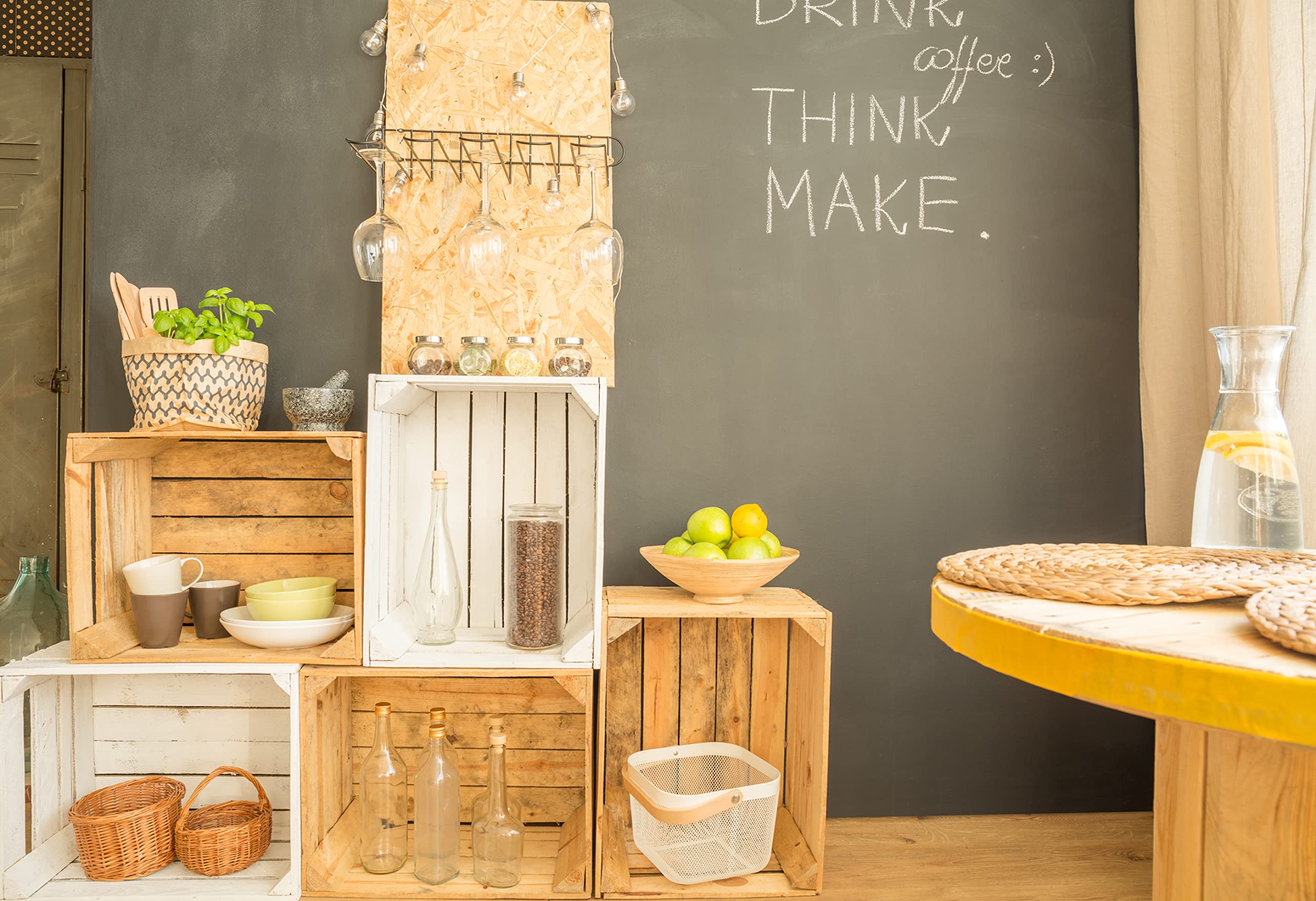 Goedkoop en stijlvol: houten fruitkisten als decoratie in huis Goedkoop en stijlvol: houten fruitkisten als decoratie in huis
