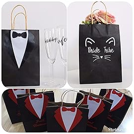 Qutuus Black Gift Bags with Handles - 25 Pcs 8x4.5x10 Black Paper Bags, Shopping Bags, Party Bags, Favor Bags, Goody Bags, Cub, Business Bags, Kraft Bags, Retail Bags, Paper Gift Bags