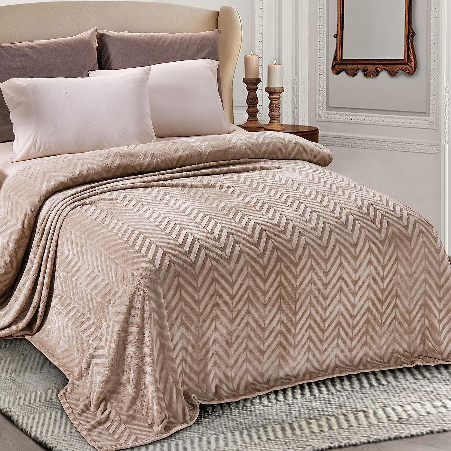 Whale Flotilla Kuscheldecke mit Chevron Muster - Superweiche und Kuschelige Flanell-Decke