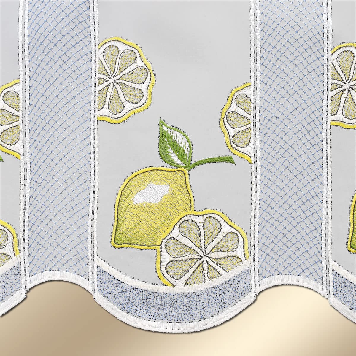 Scheibengardine Zitronen bestickt | Echte Vogtländische Spitze Landhaus Küchengardine & Bistrogardine | Kurzgardine sommerliche-fruchtige Fensterdeko Kurzstore Allzeit-Deko H x B 55 x 107 cm