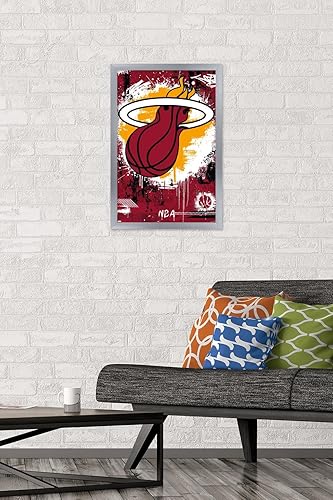 Vista 82 de Trends International NBA Miami Heat - Póster de pared con logotipo Maximalist 23, 34 pulgadas de largo x 22.4 pulgadas de ancho, paquete de póster