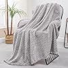 Exclusivo Mezcla Fleece Throw Blanket for Couch and Bed, 127x178 CM Soft Cozy Jacquard Flannel Blankets, Lightweight Fuzzy Plush Warm Throws for All Seasons, Light Grey