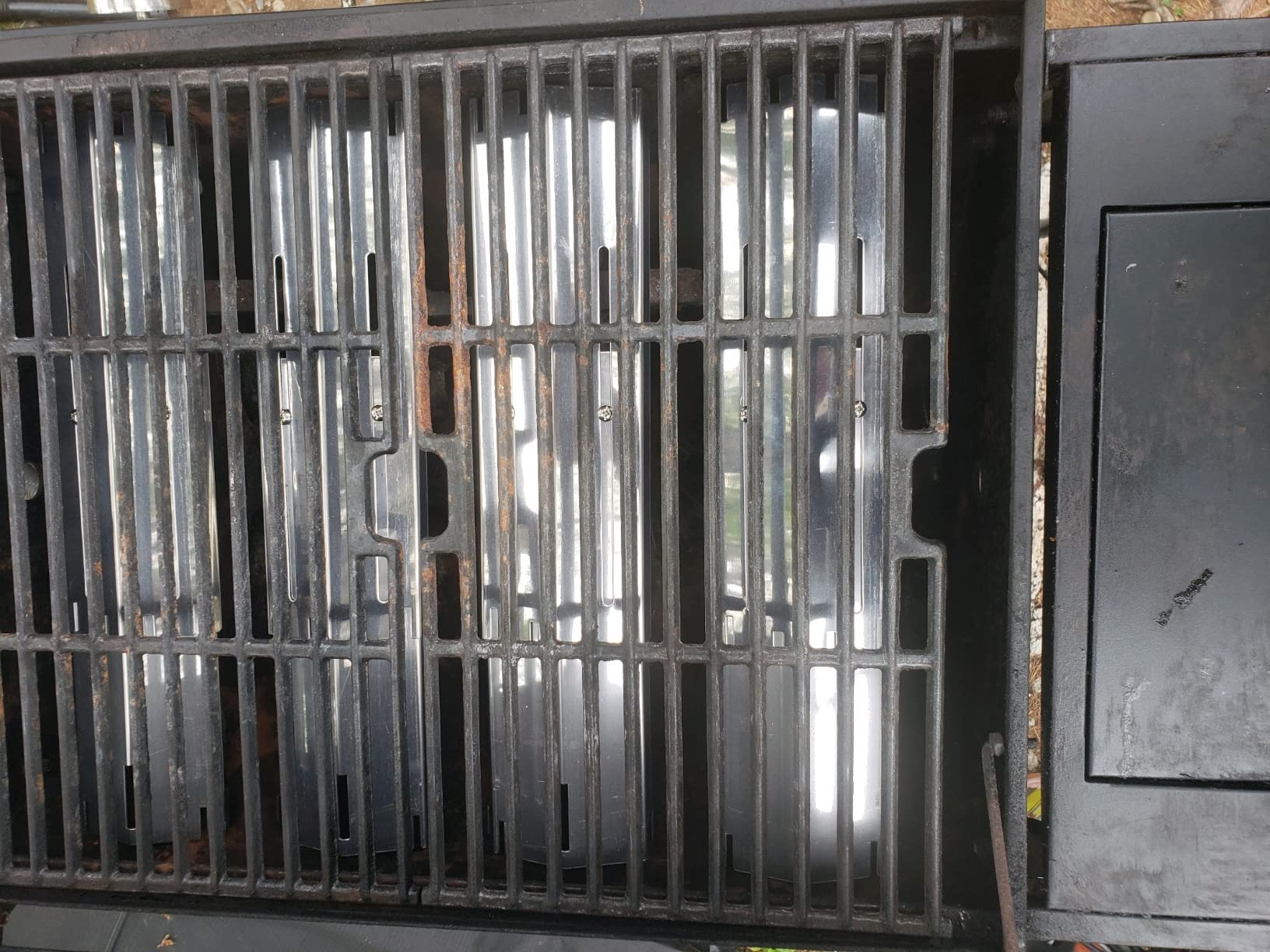 30 cm Fino a 53 cm, Copertura Universale per bruciatori a Gas, distributore di Fiamme in Acciaio Inox, Ricambio per la Maggior Parte dei Barbecue a Gas Landmann (5 Pezzi)