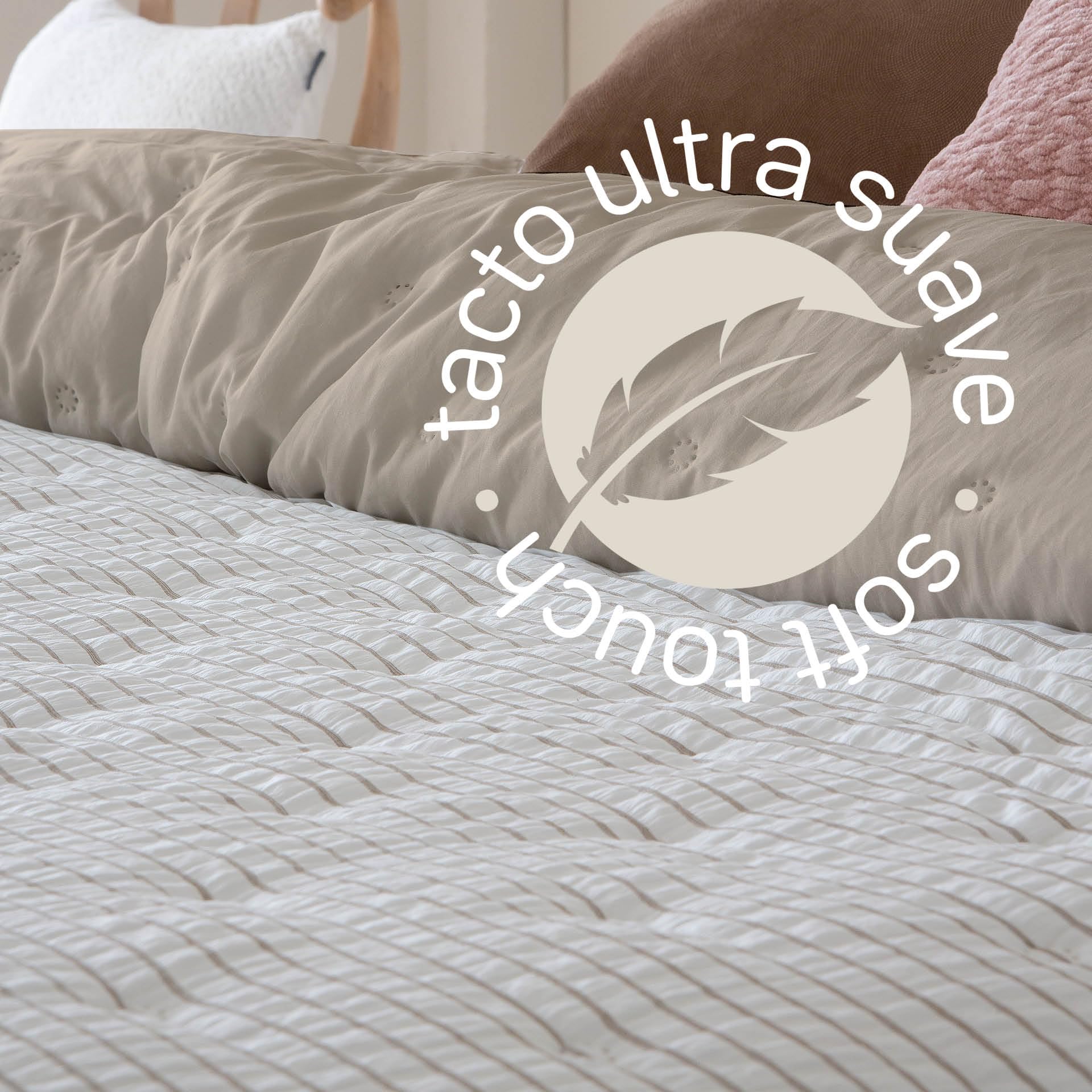 Fundeco - Colcha de Invierno Tejido Jacquard - Bouti Modelo Royal Beig - Cama 105 - Incluye Funda Cojín 50 x 70 cm - Diseño Elegante y Suave al Tacto