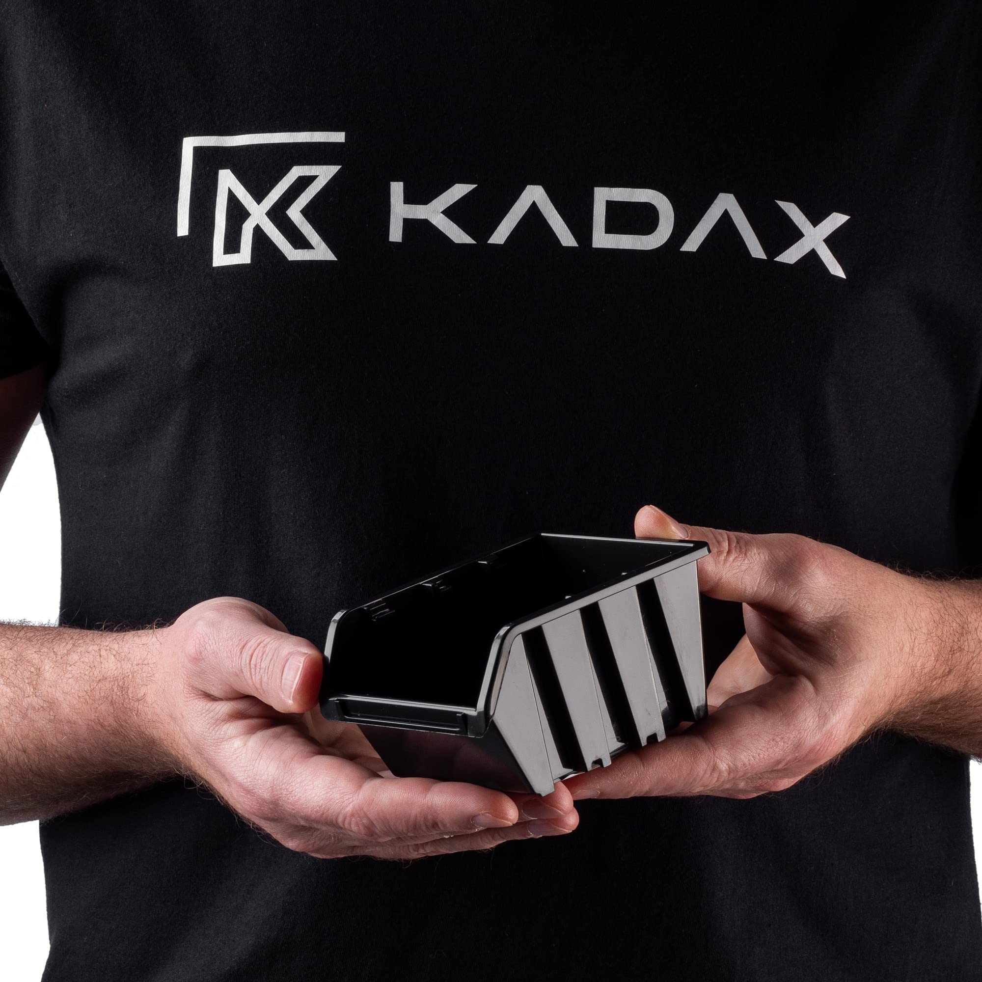 KADAX Contenitori Impilabili Per Pannello Porta Attrezzi da Parete, Cassette di Plastica per Minuteria, Scatole per Officina e Garage (10: Nero, 115 x 80 mm)