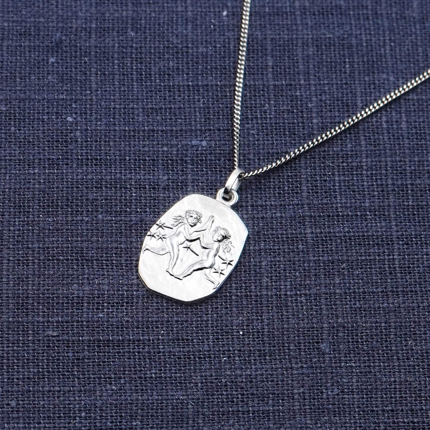 trendor Łańcuszek na szyję ze srebra próby 925, elegancki wisiorek ze znakiem zodiaku dla kobiet lub mężczyzn, biżuteria na szyję ze srebra wysokiej próby 15330-06