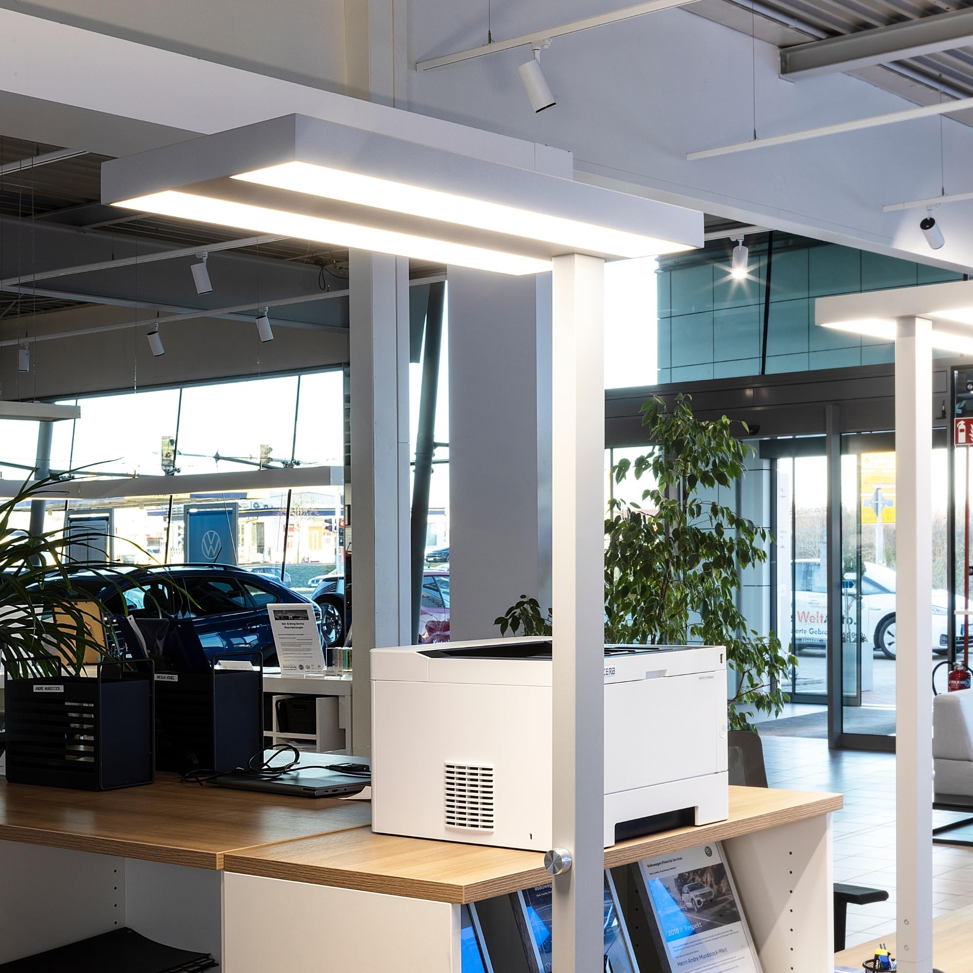 LED Büro Arbeitsplatz Standleuchte Officedesk 60 Watt 4000K