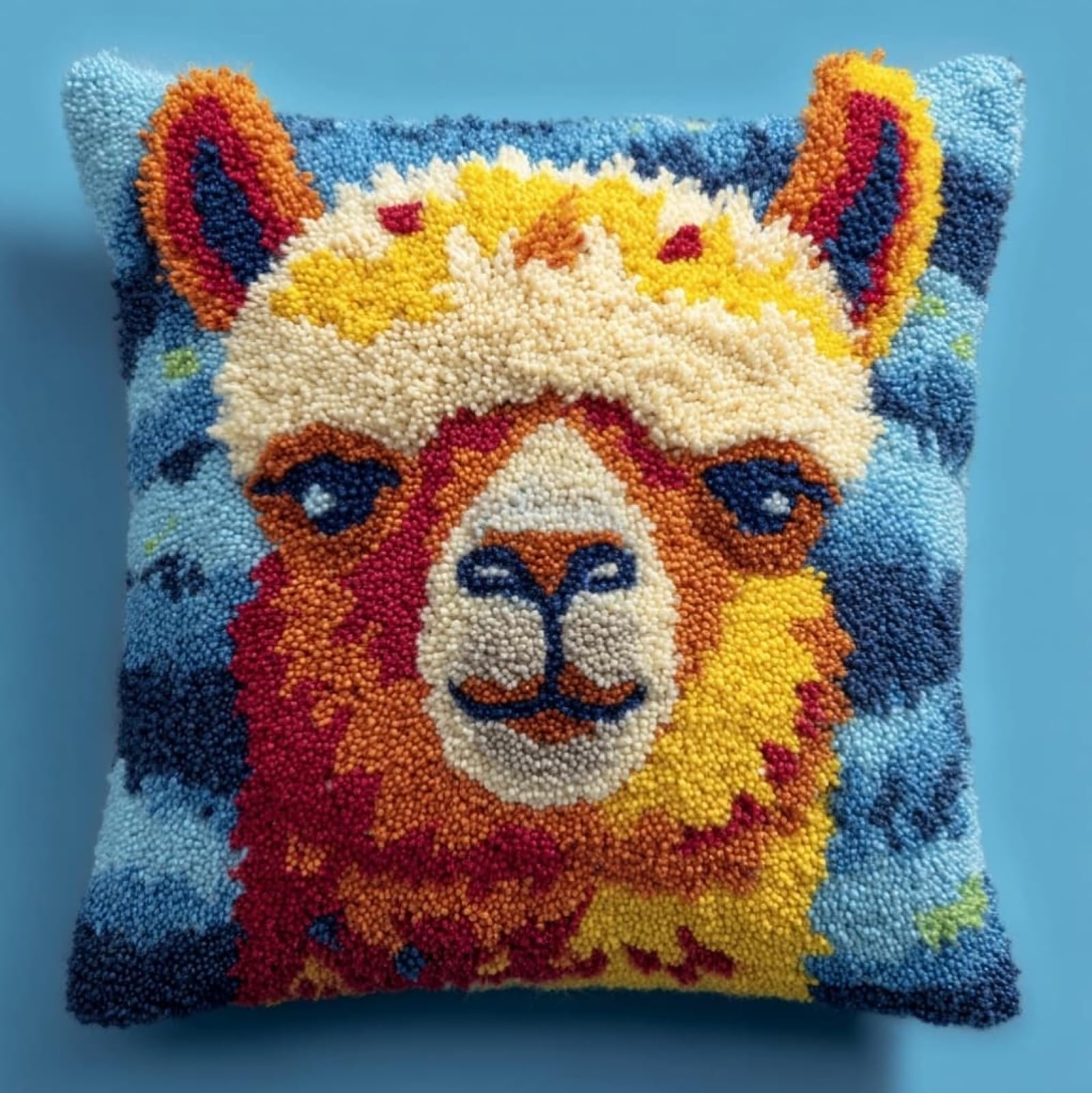 Henypt Latch Hook Pillow Craft Kit 43x43cm,Animal Alpaca 17x17 Inch,Complete Starter Kit with Tools and Yarn for Beginners & Craft Enthusiasts