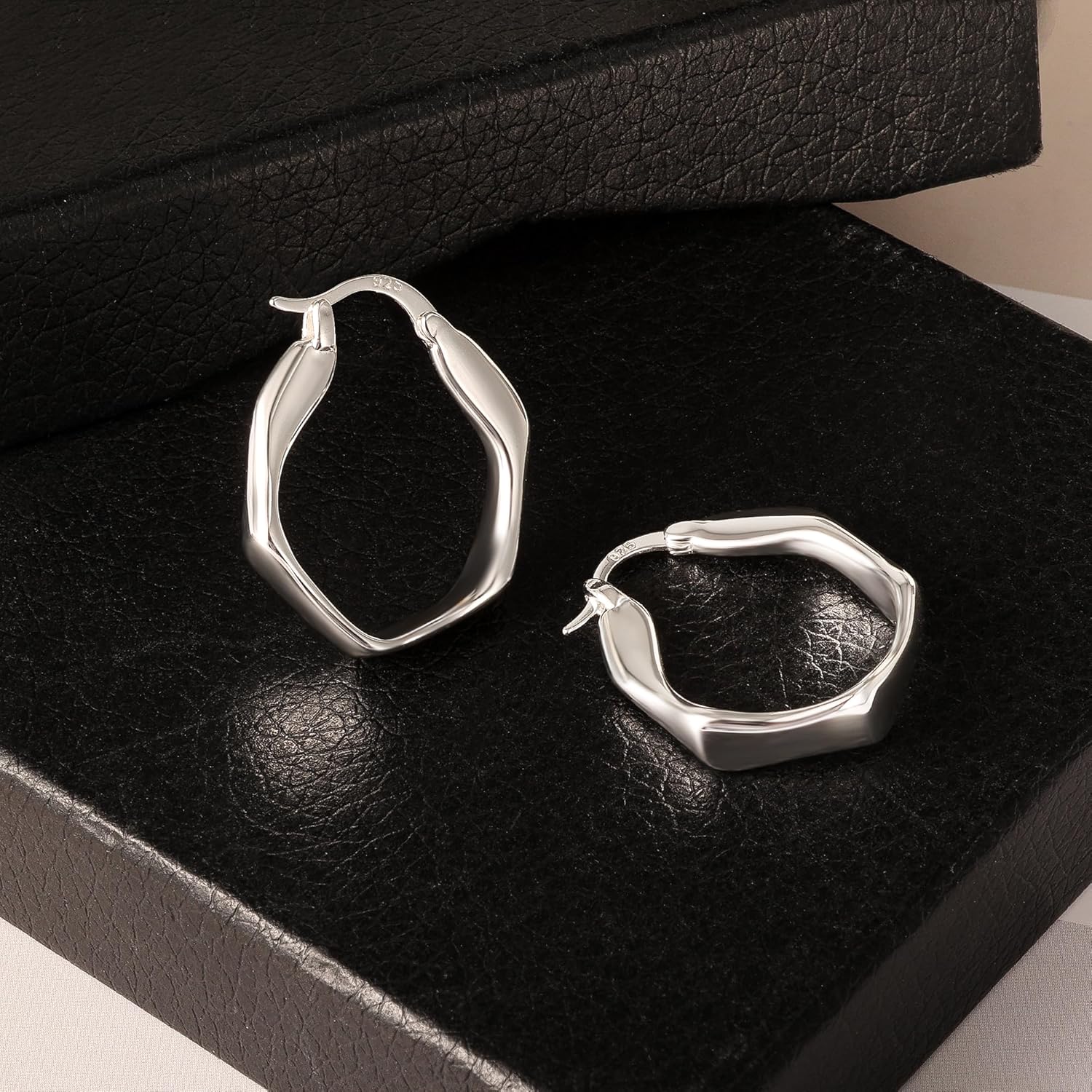 ALEXCRAFT Gold Silver Earrings Chunky Hoop for Women, Thick Silver Hoop Earrings Hypoallergenic 925 Sterling Silver Post Earrings Lightweight Large Earring Women Chunky Hoop Women Girls Jewelry Gift 6 81moE6MkZhL. AC SL1500